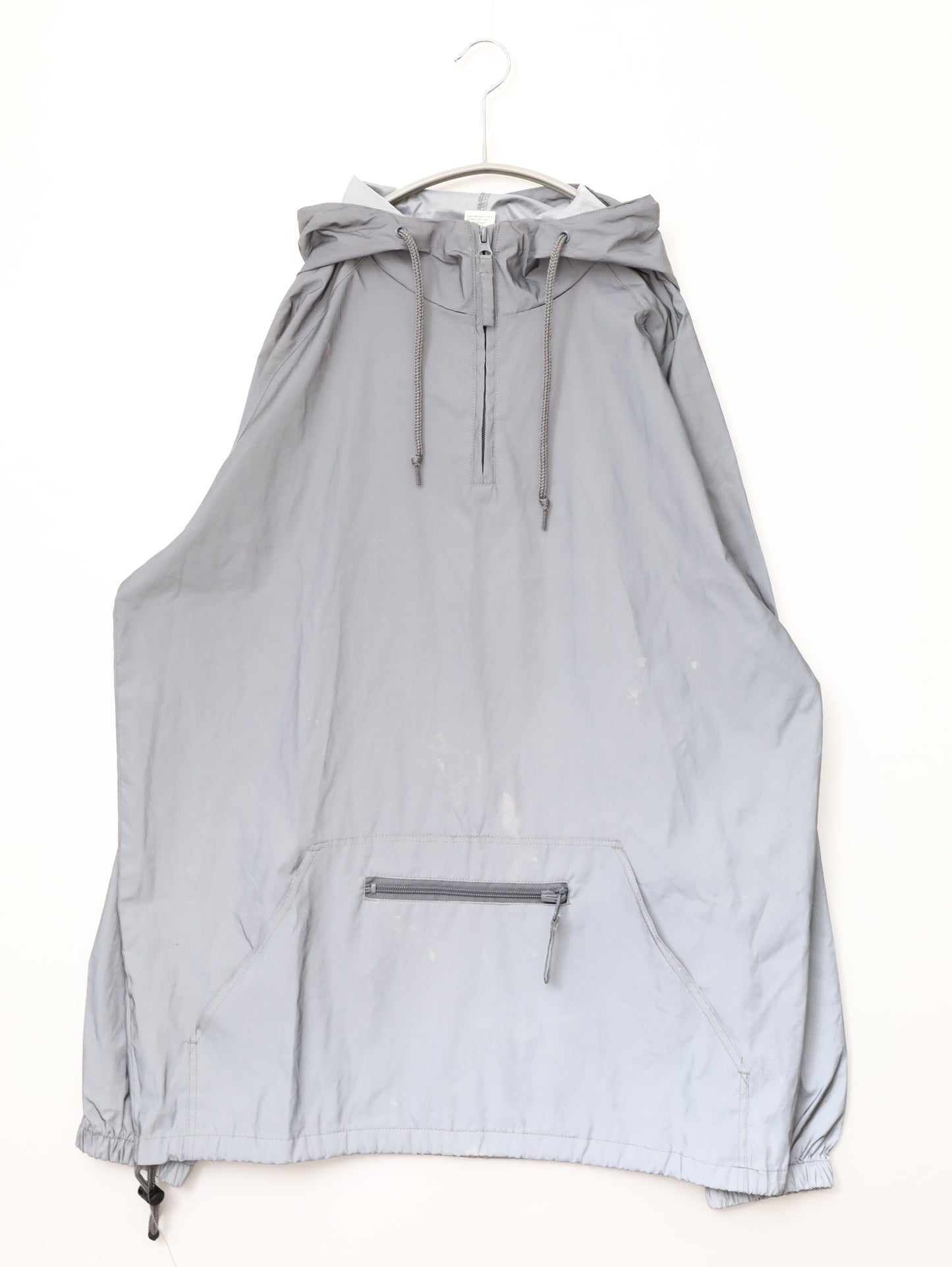 ナイロンジャケット