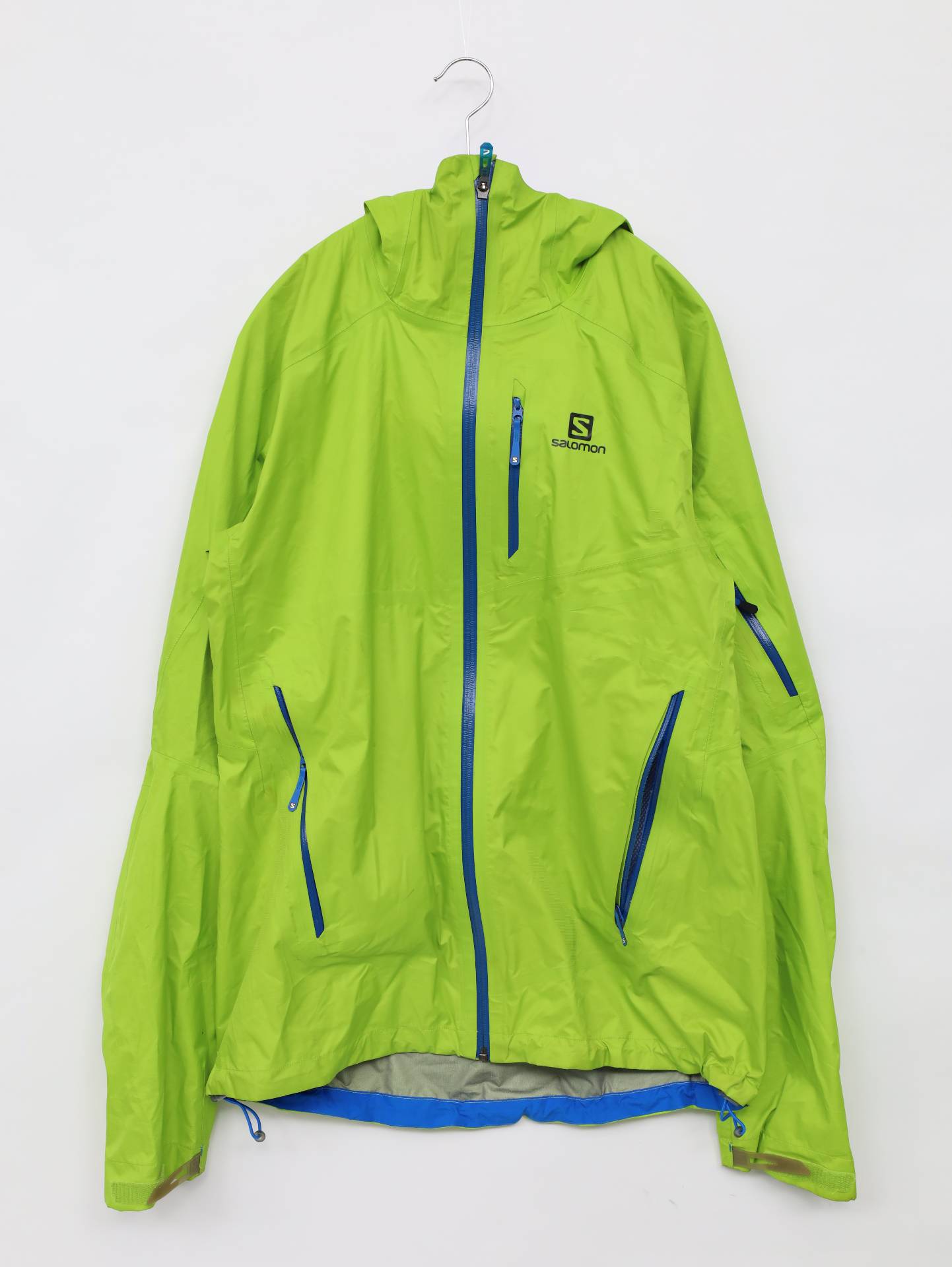 ナイロンジャケット