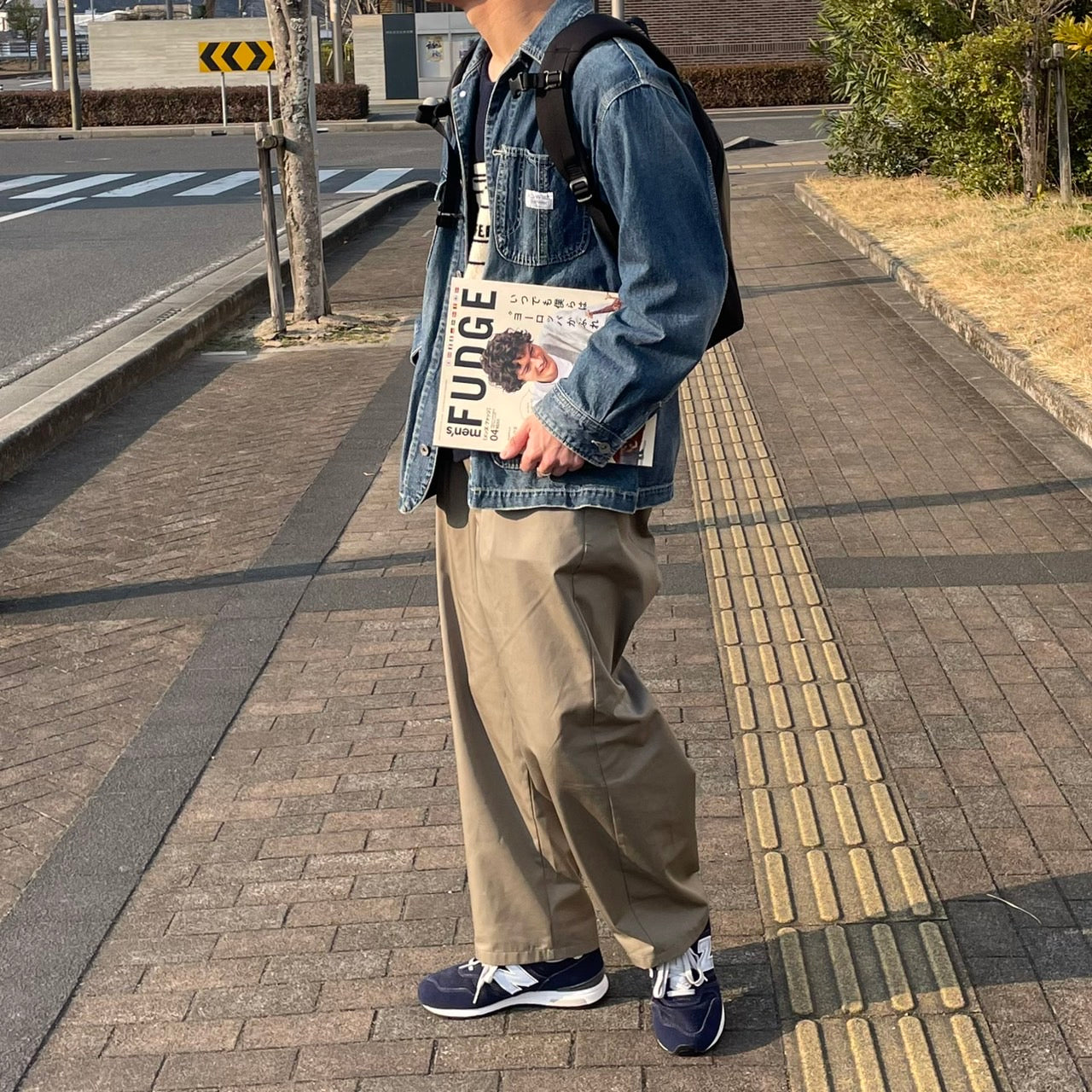 デニムシャツ