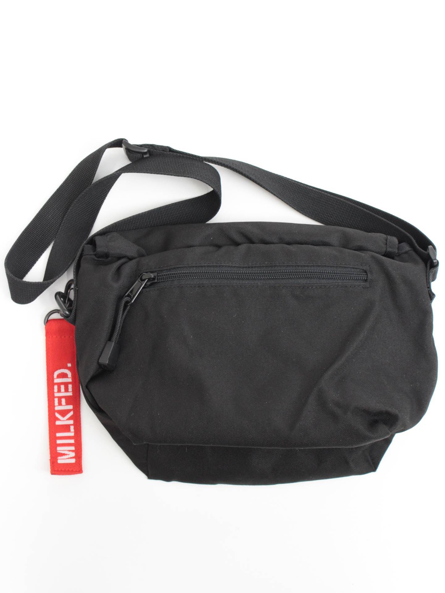 ショルダーバッグ