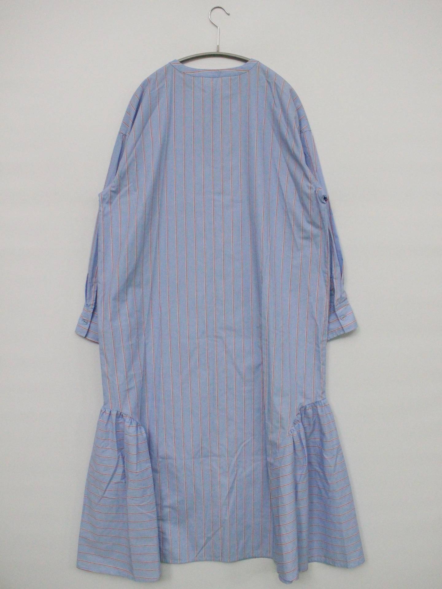 シャツワンピース