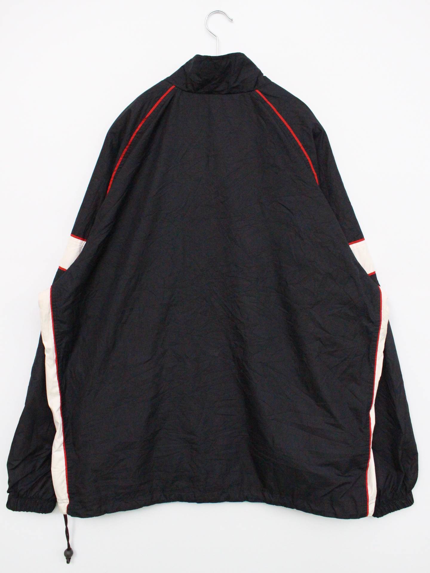 ナイロンジャケット