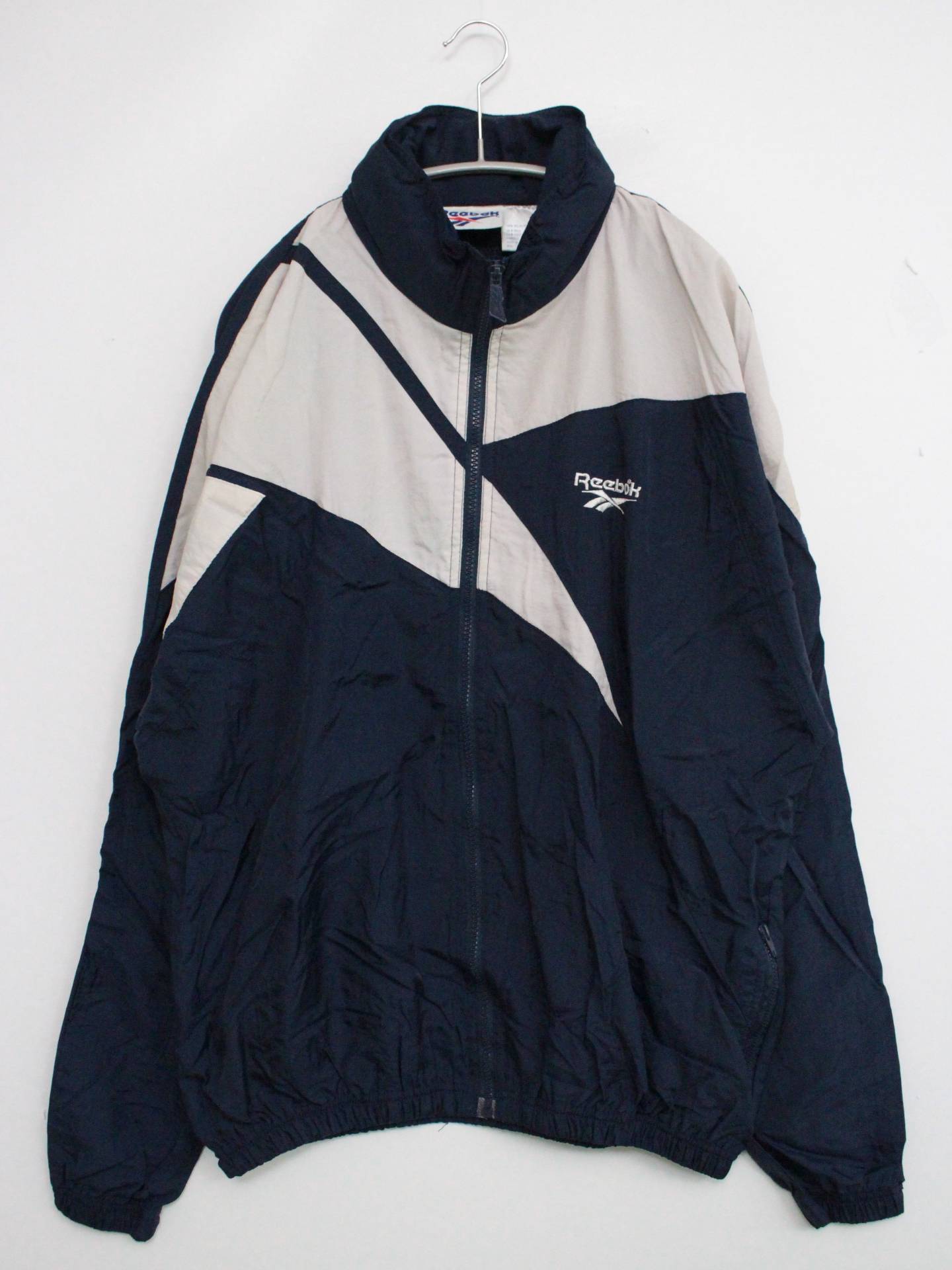 ナイロンジャケット