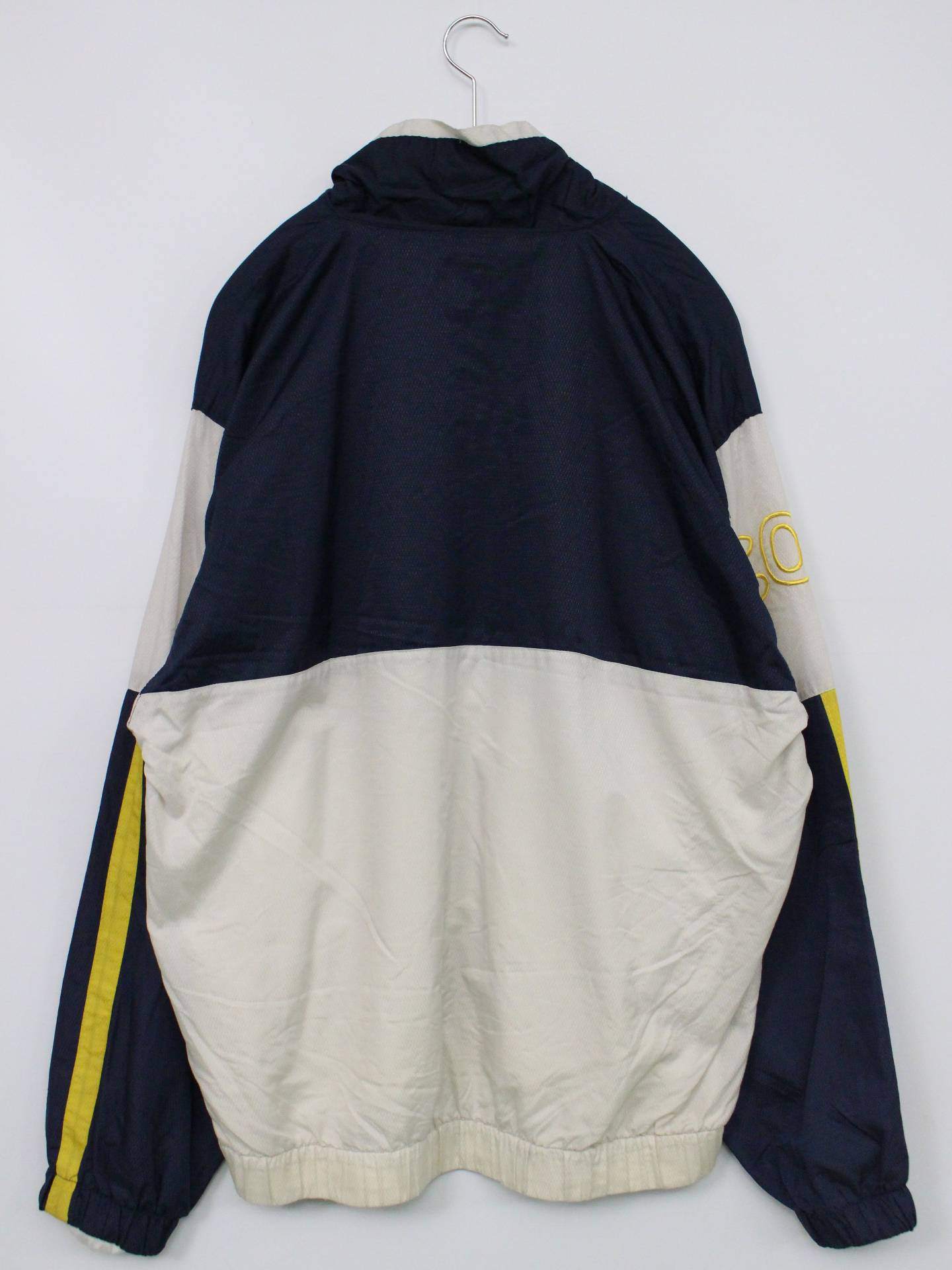 ナイロンジャケット