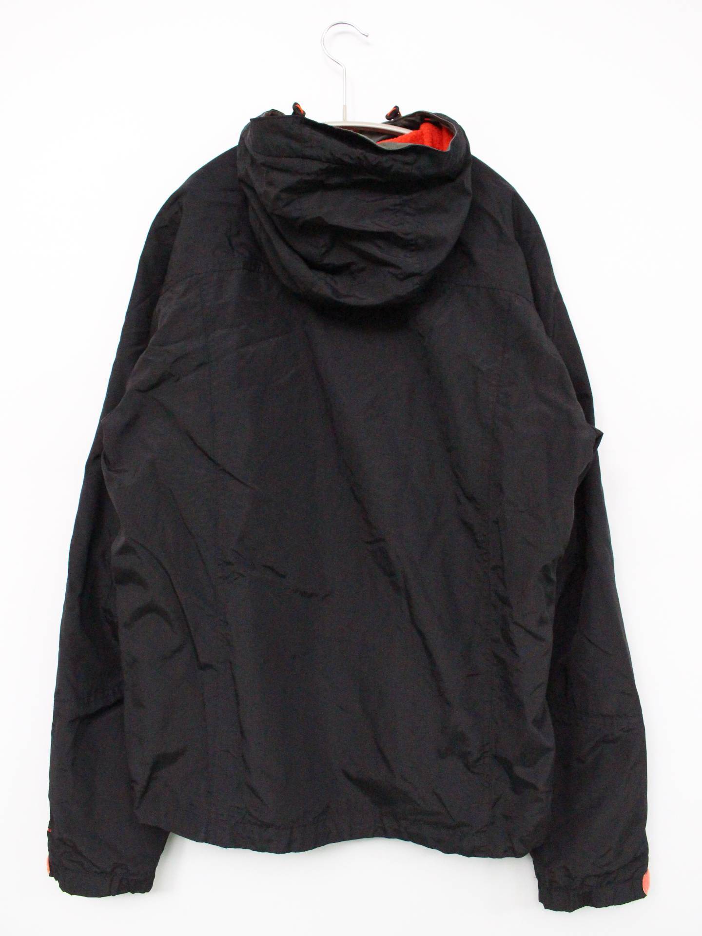 ナイロンジャケット