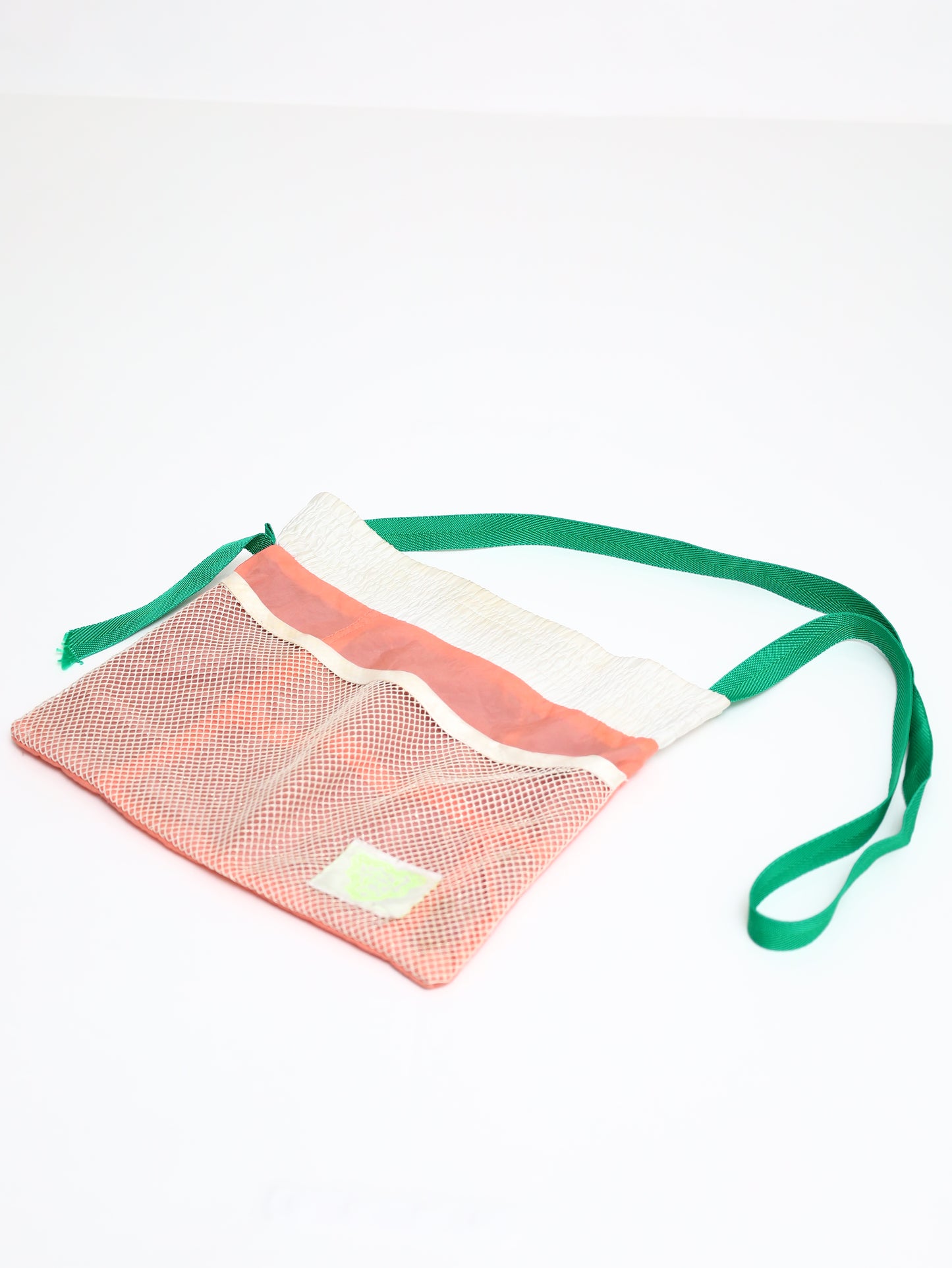 ショルダーバッグ