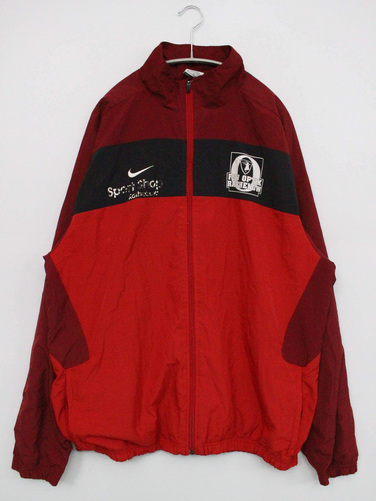 ナイロンジャケット