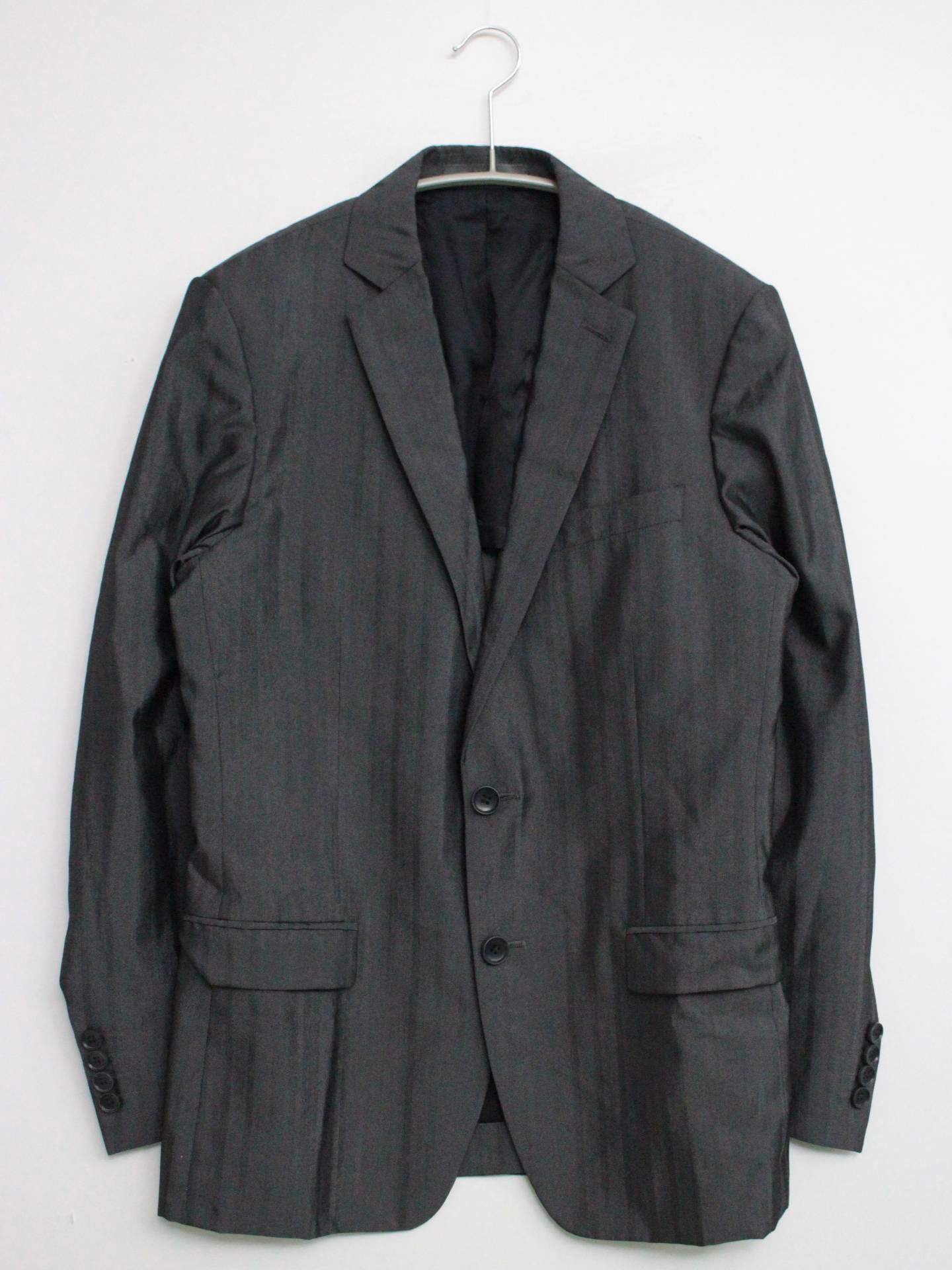 テーラードジャケット