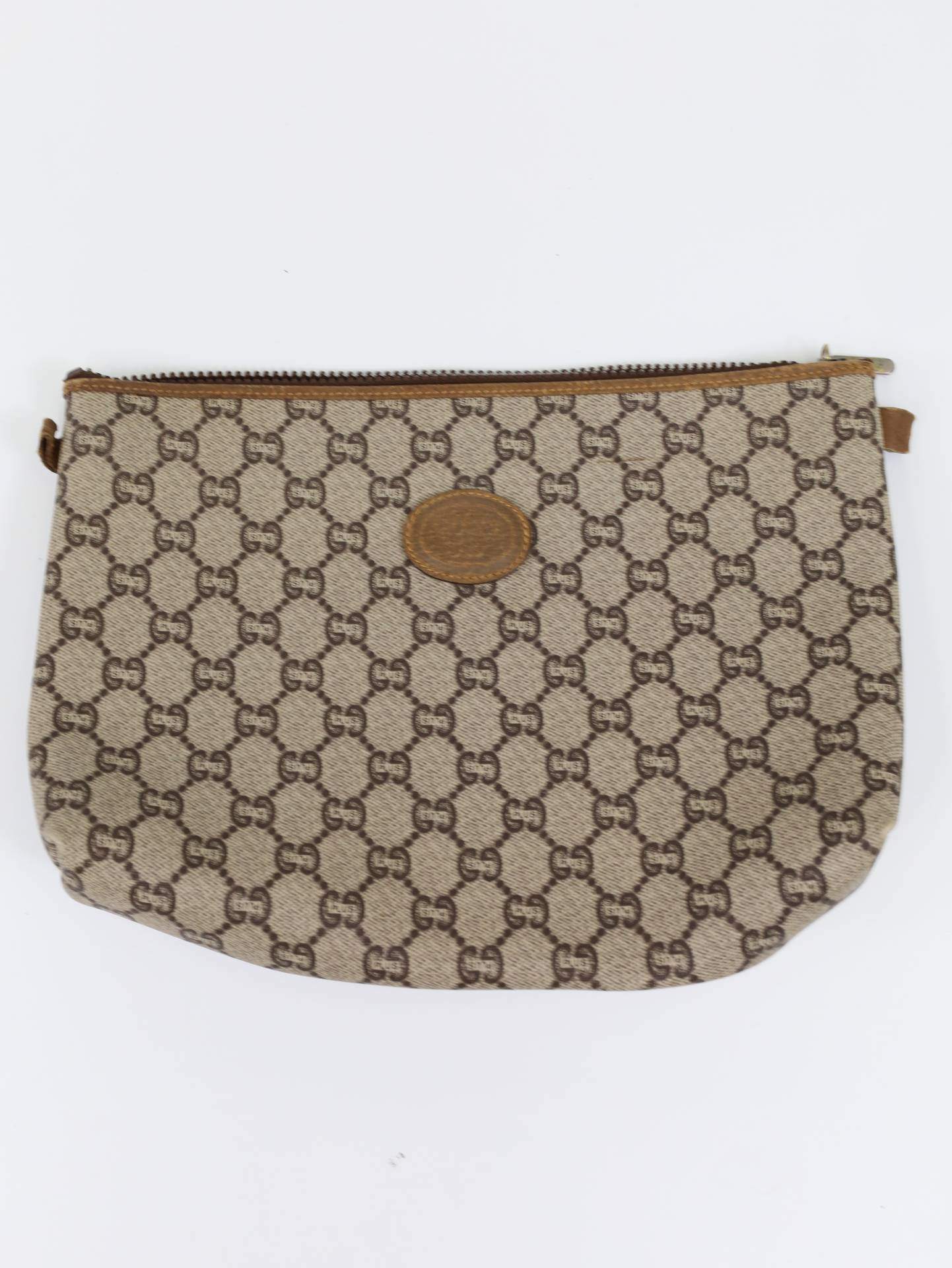 クラッチバッグ