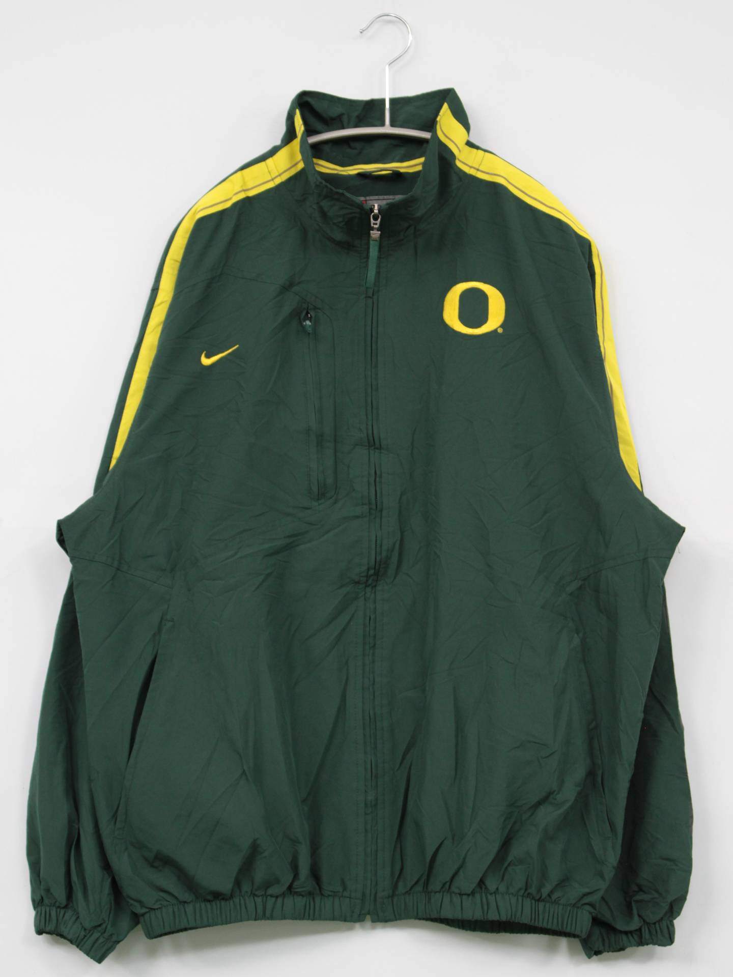 ナイロンジャケット