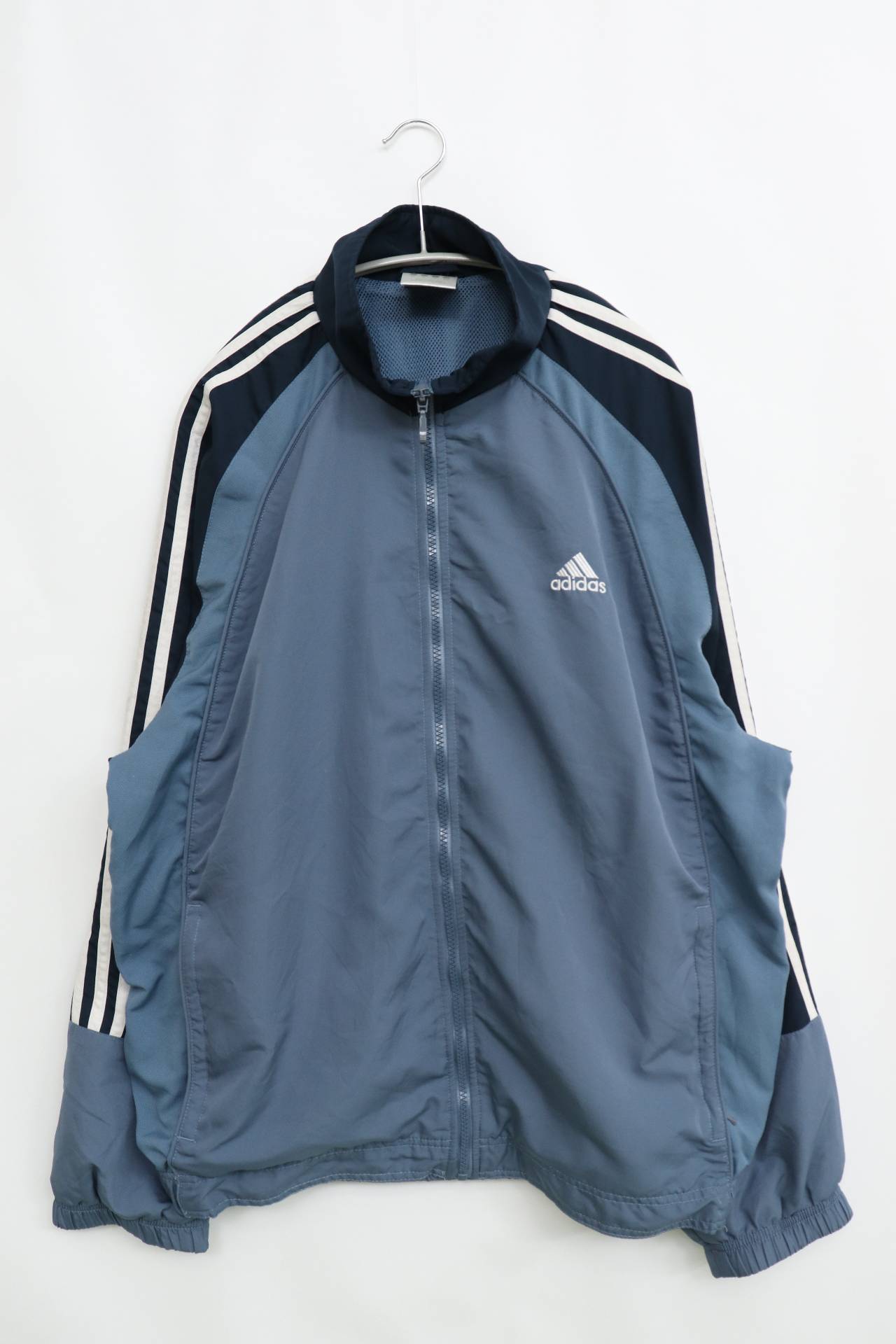 ナイロンジャケット