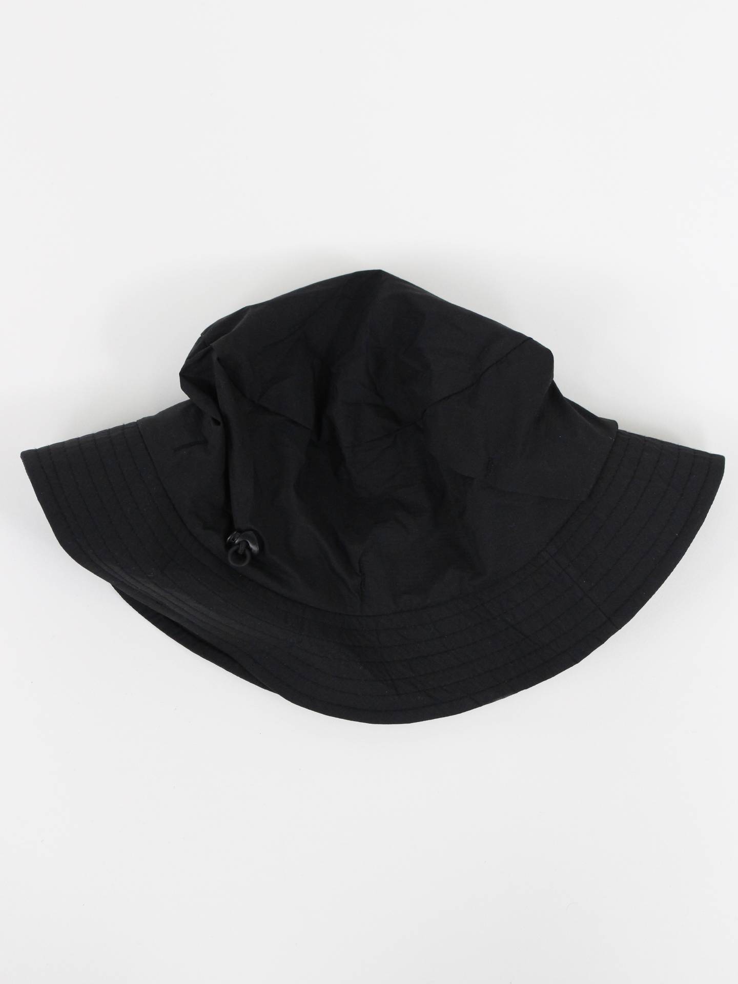 バケットハット