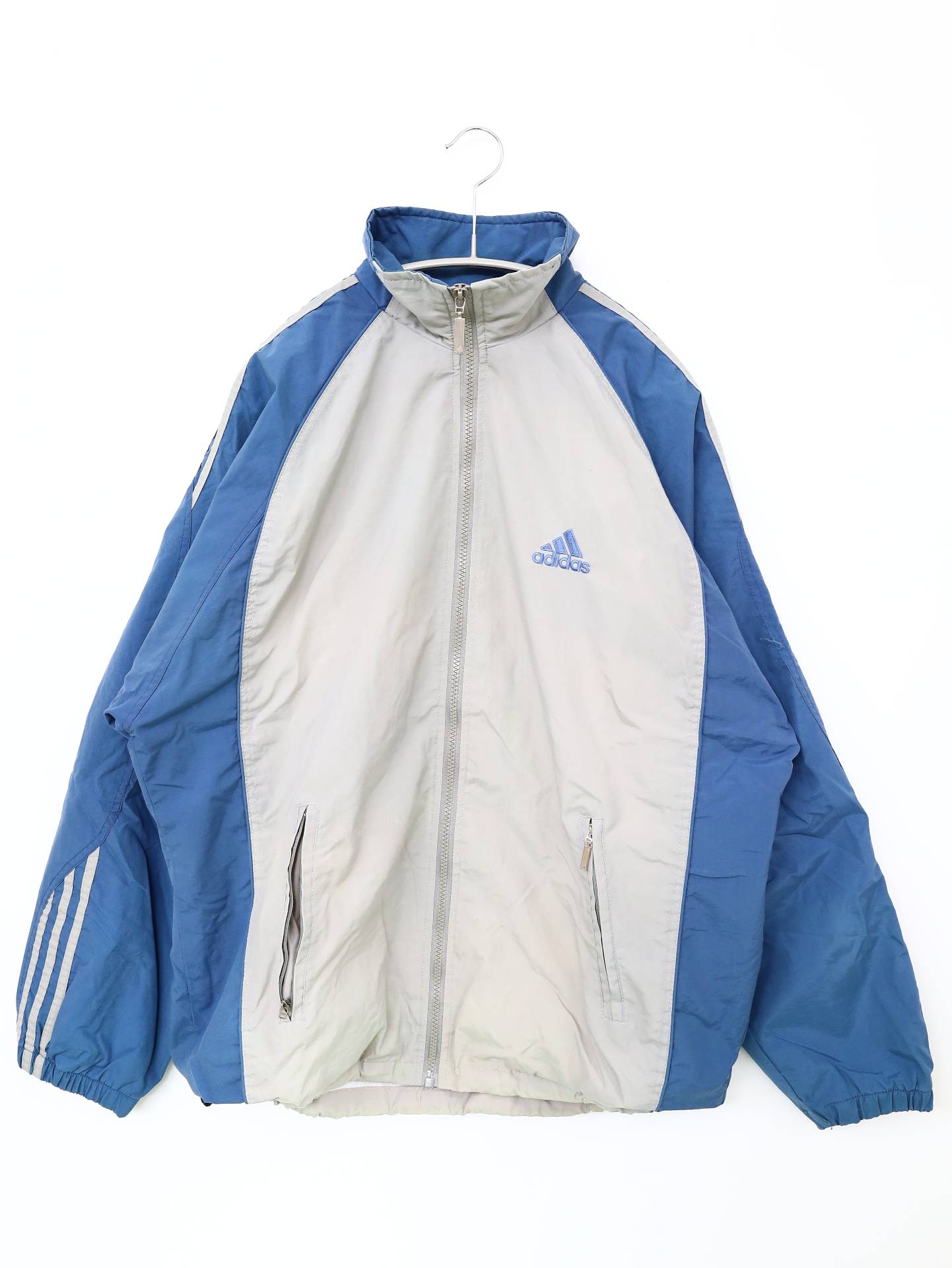 ナイロンジャケット