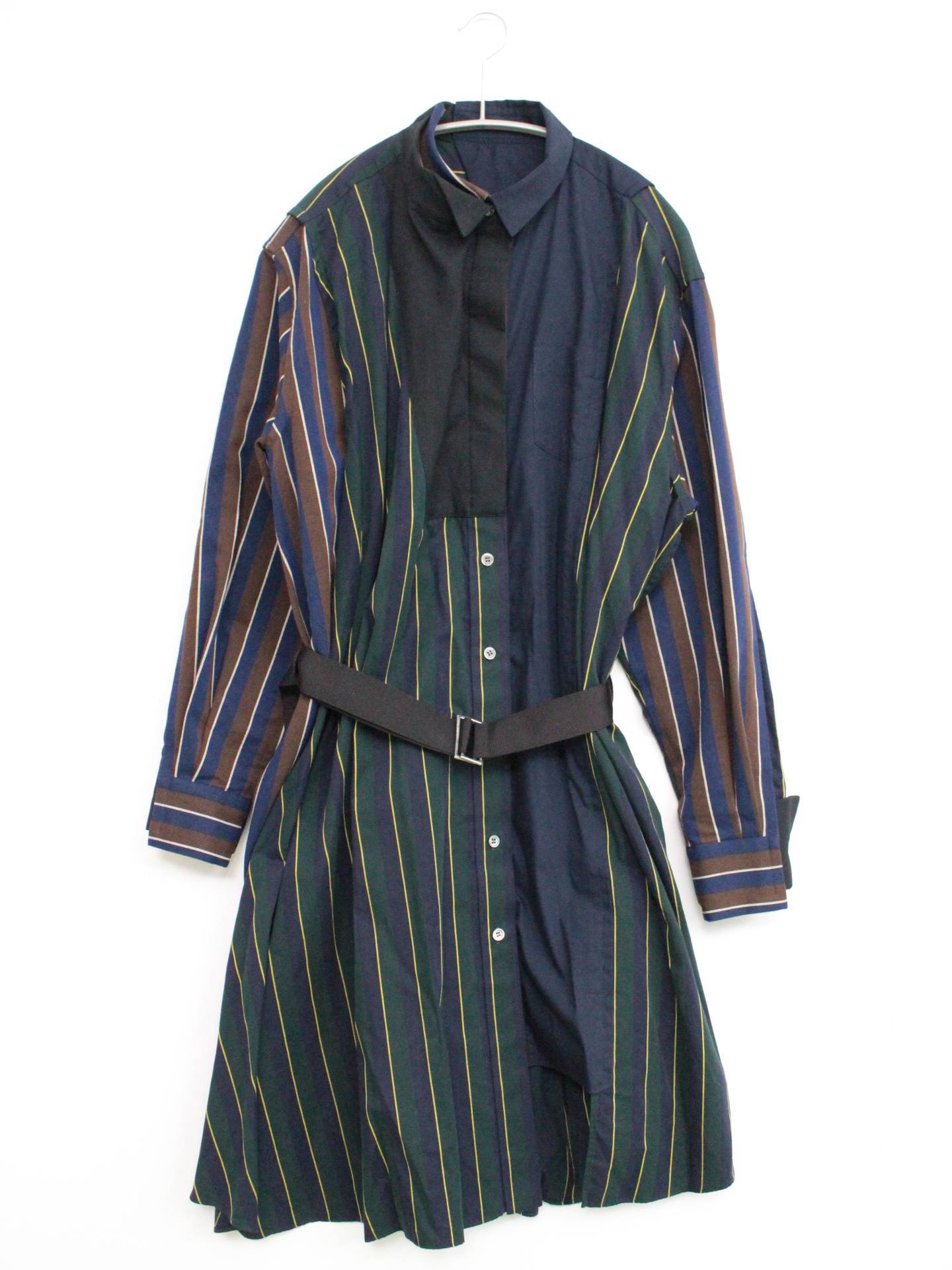 シャツワンピース