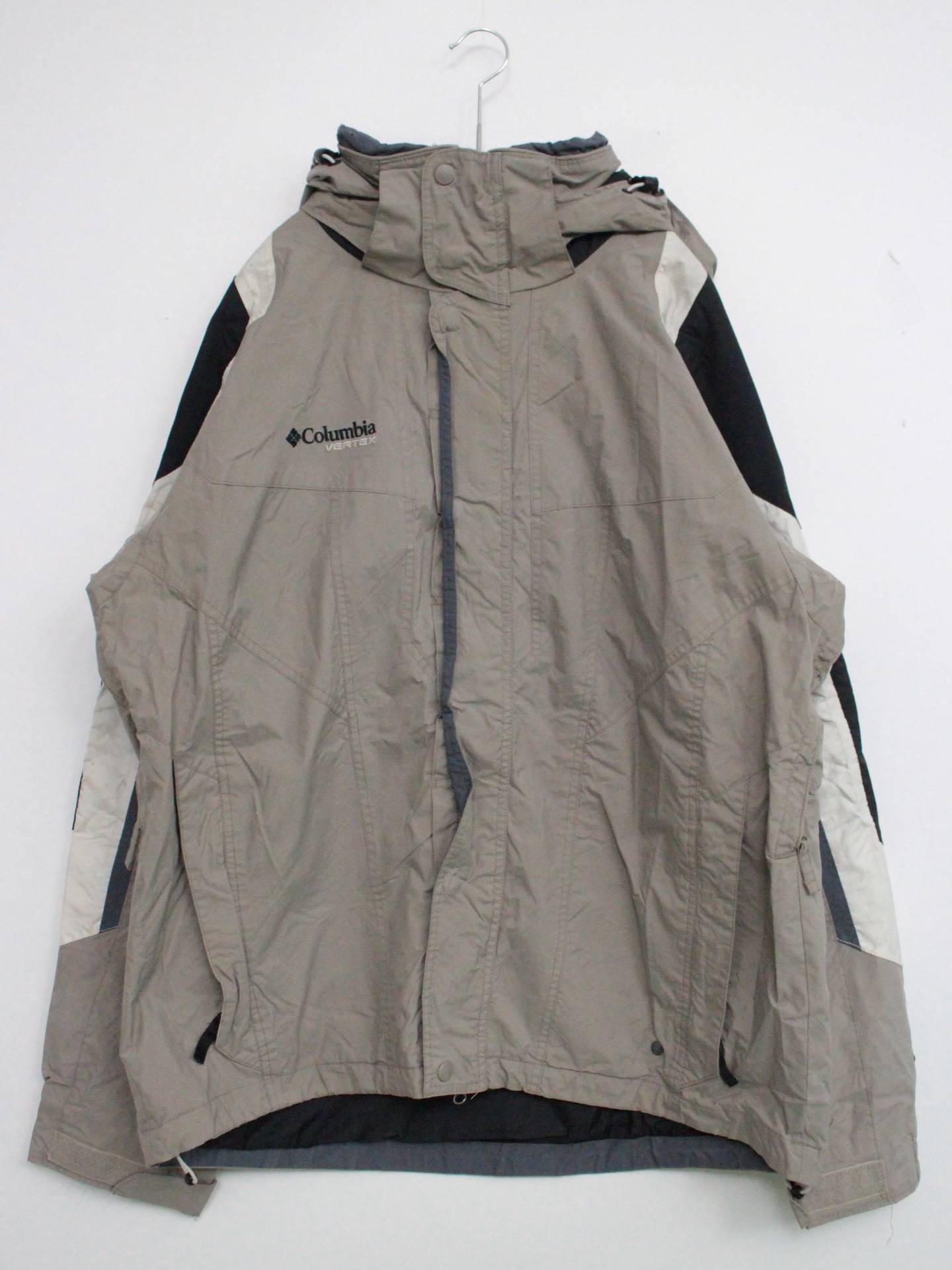 マウンテンパーカー