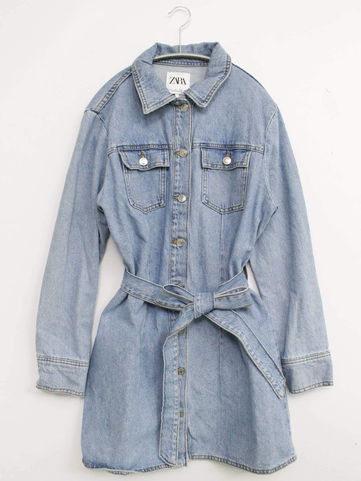 シャツワンピース