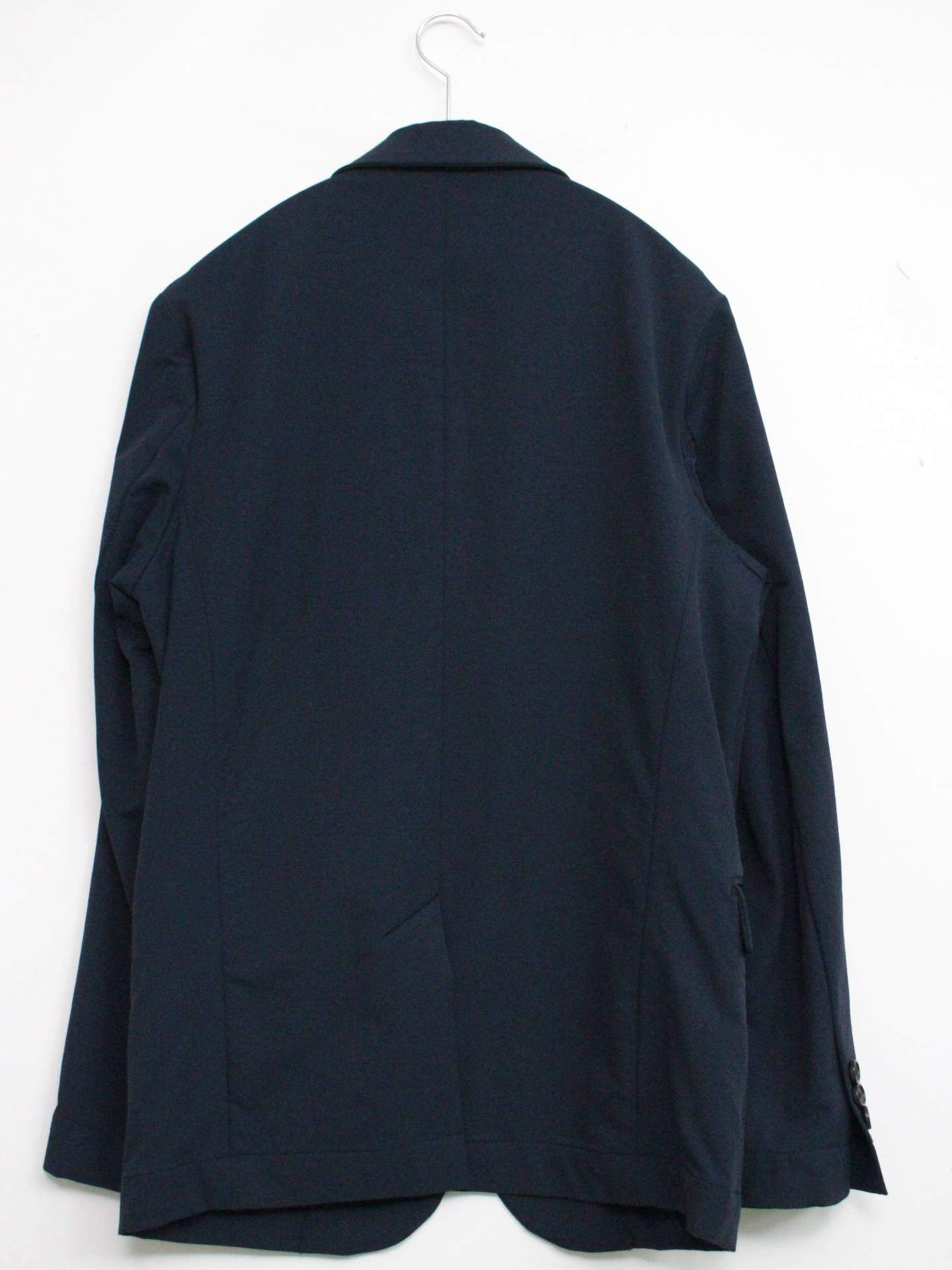 テーラードジャケット