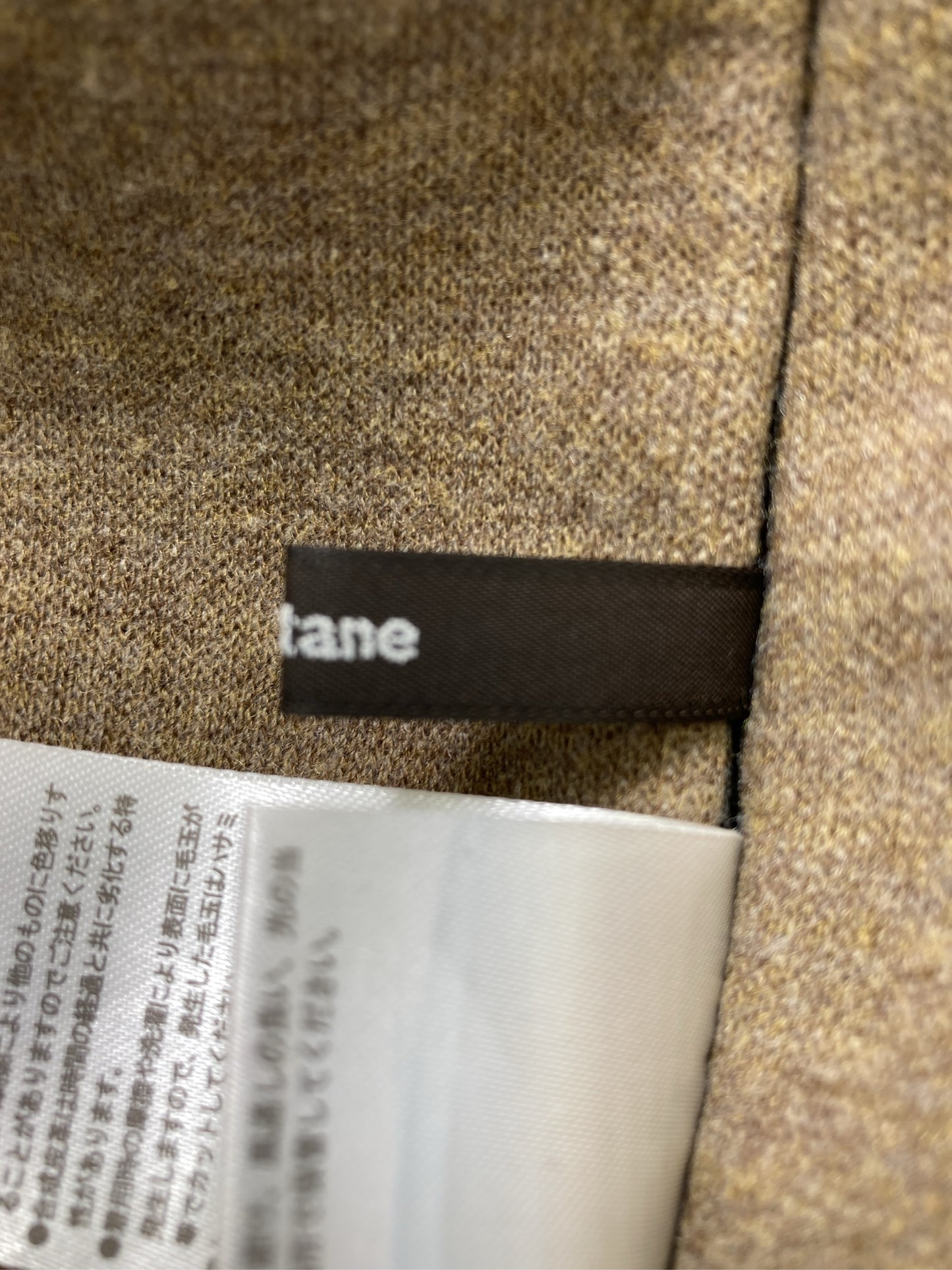 ノーカラーコート