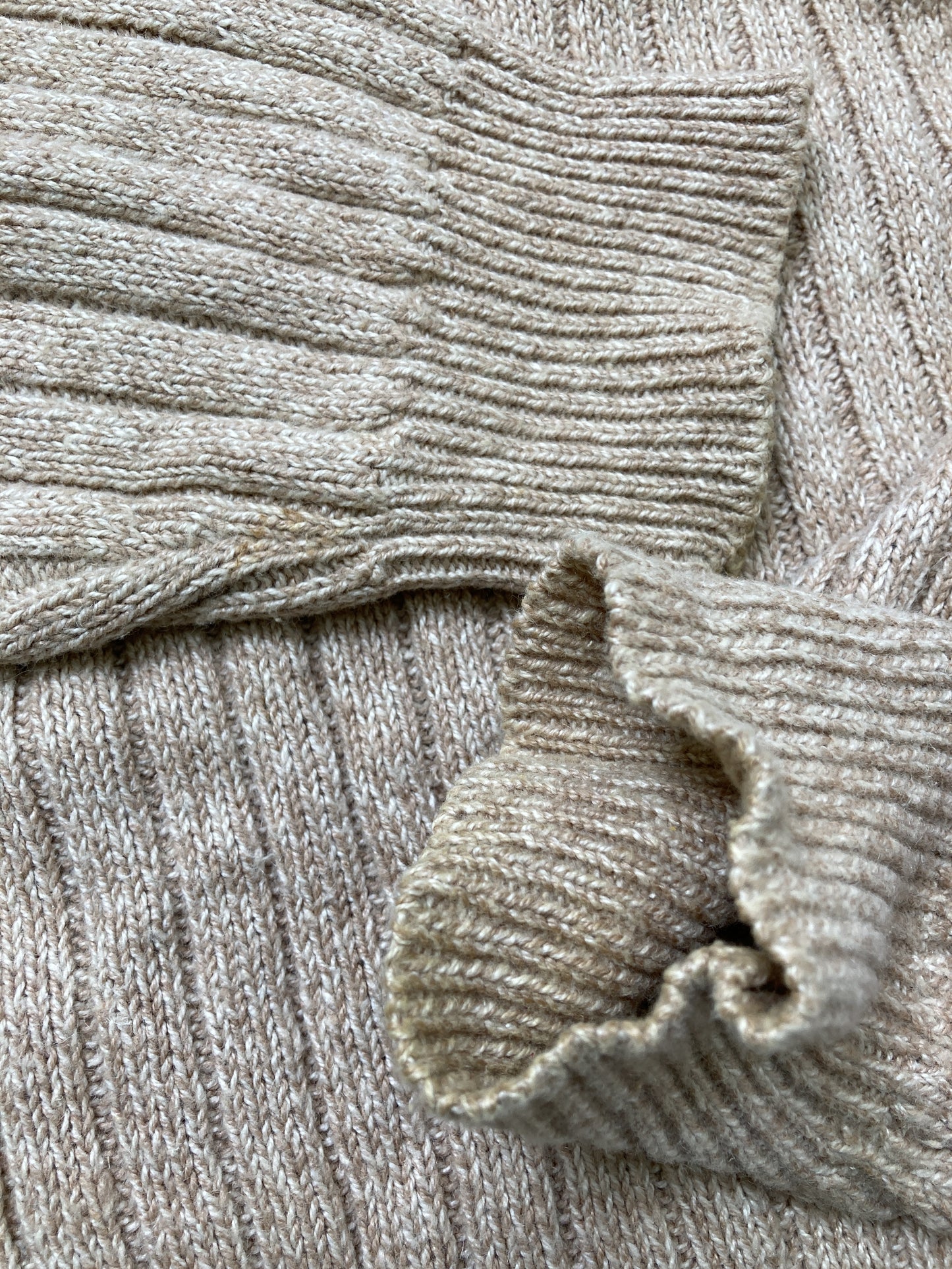 ニット/セーター