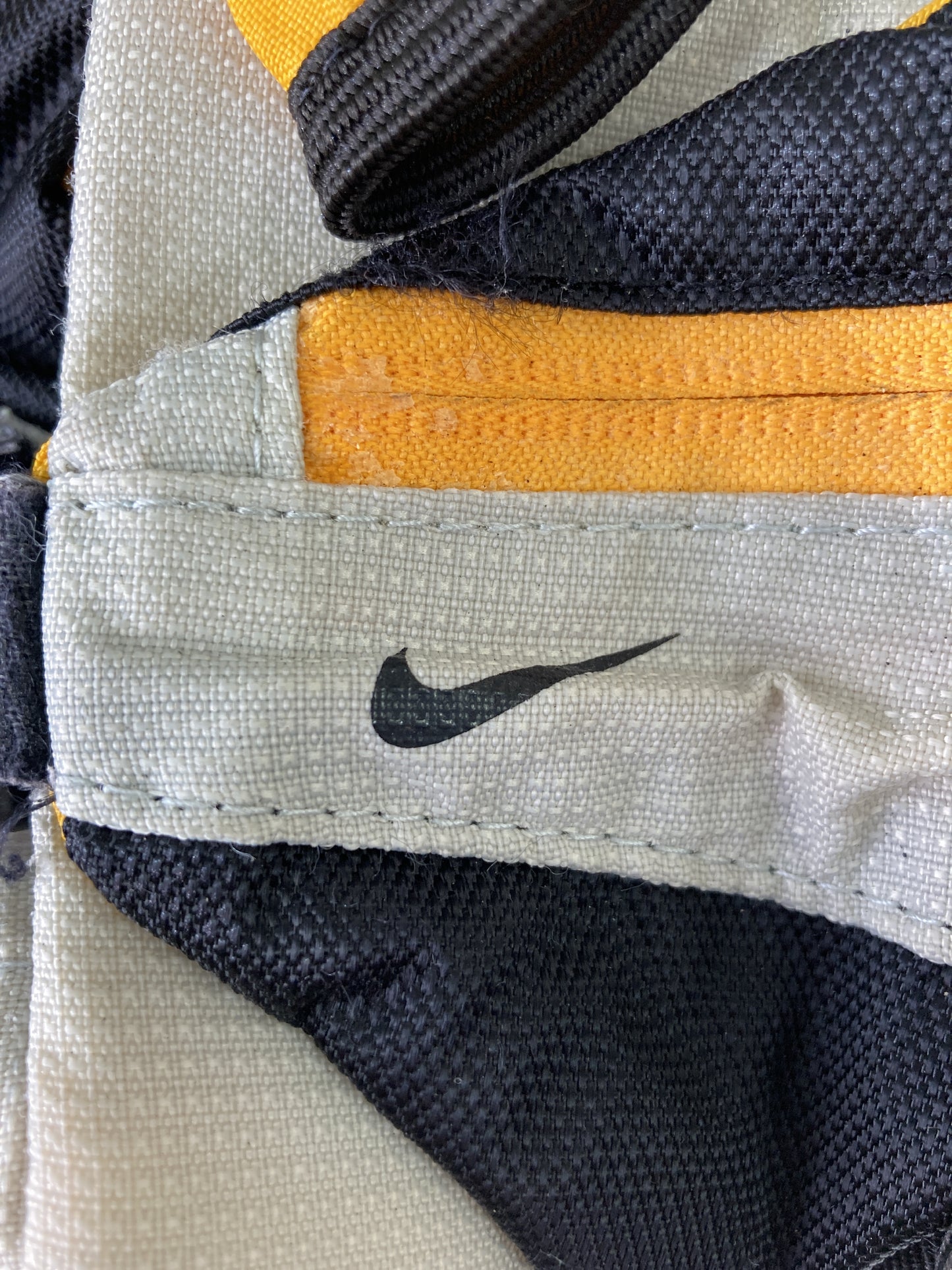 ボディバッグ/ウエストポーチ