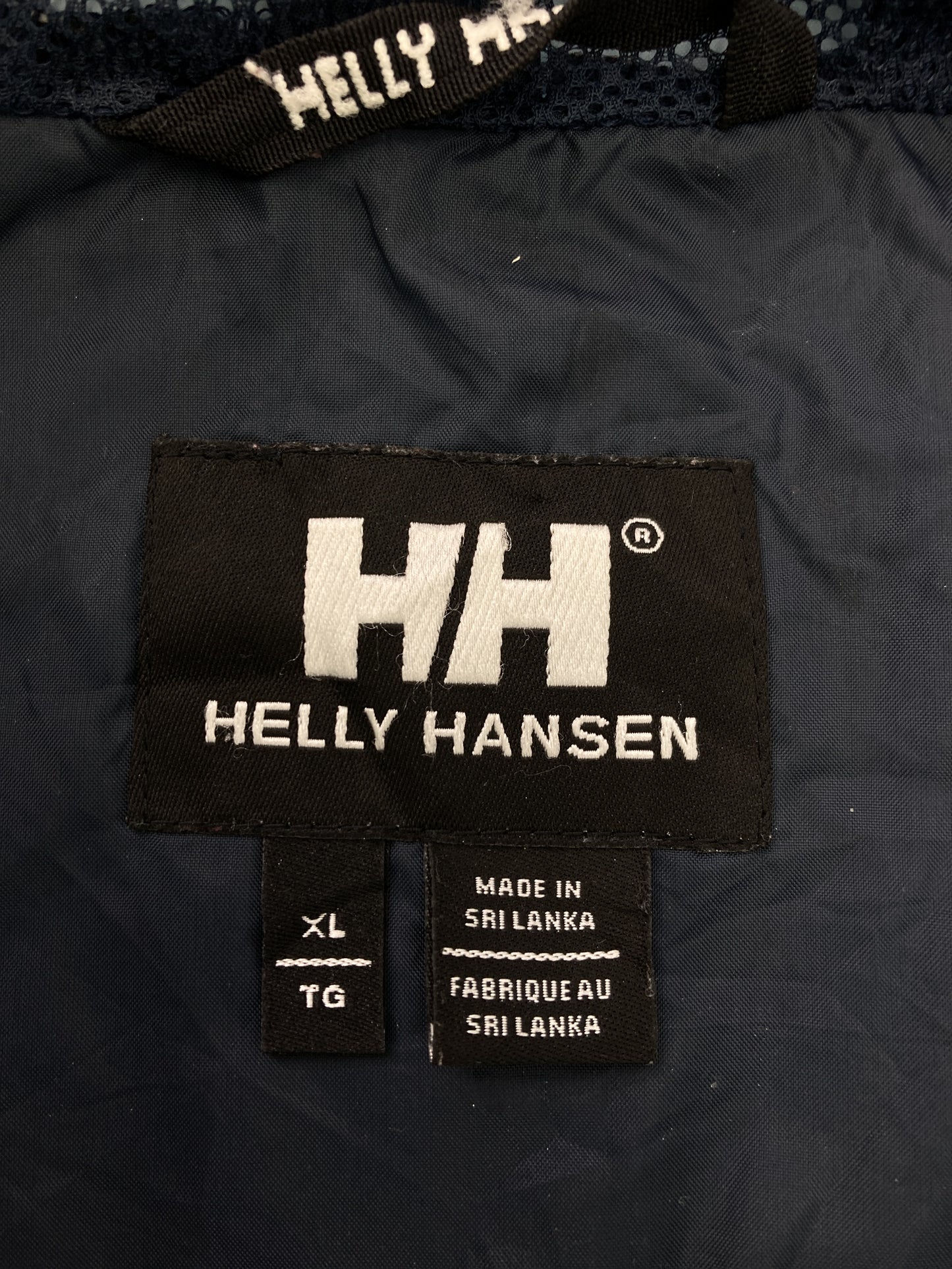 ナイロンジャケット