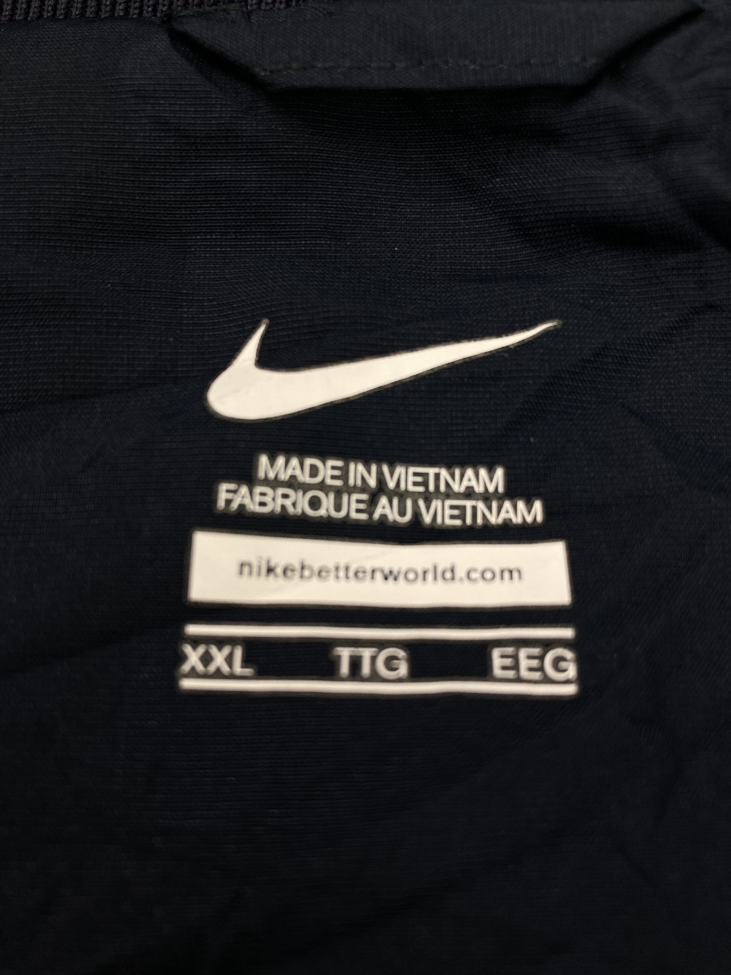 ナイロンジャケット