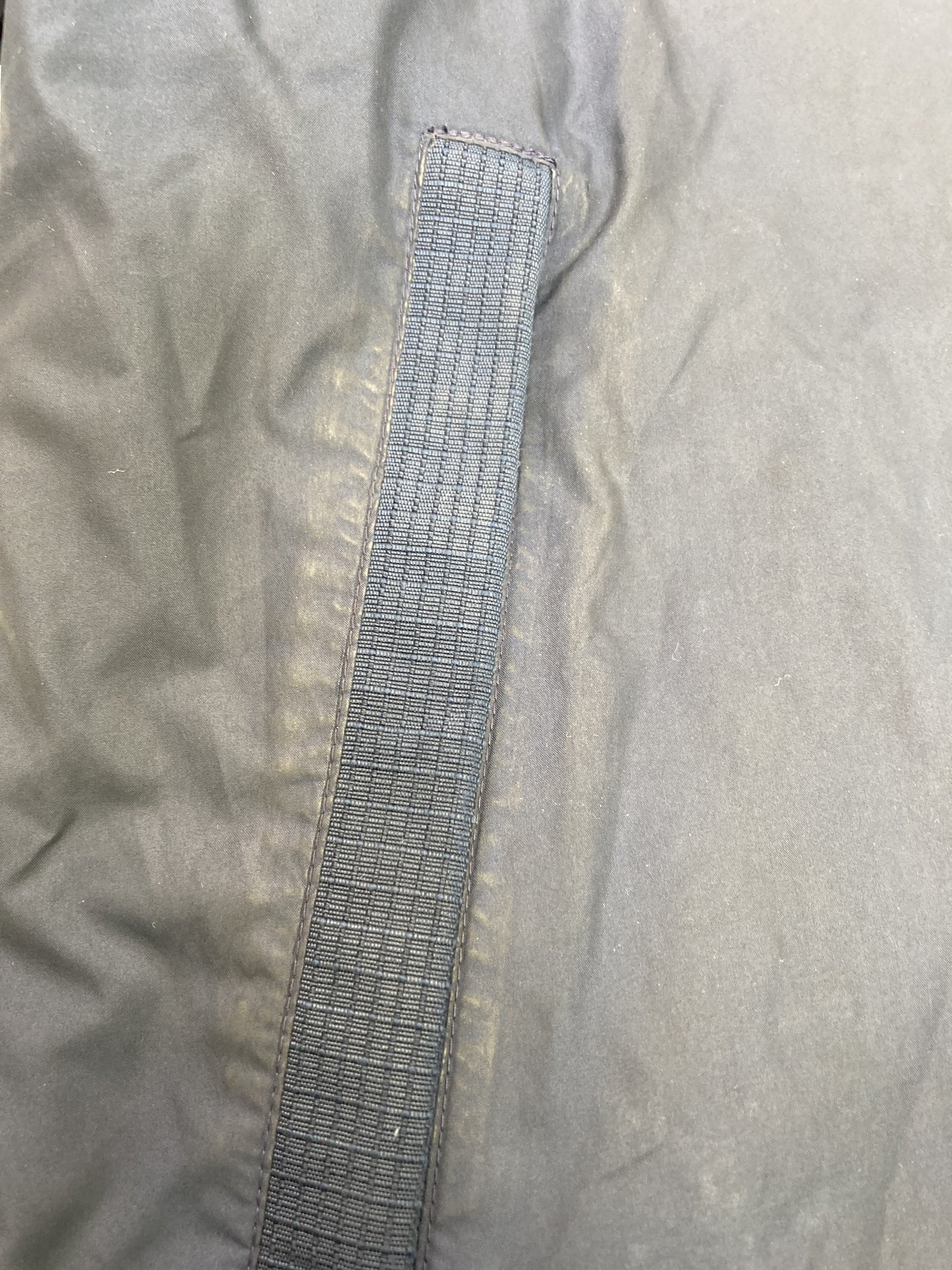 ナイロンジャケット