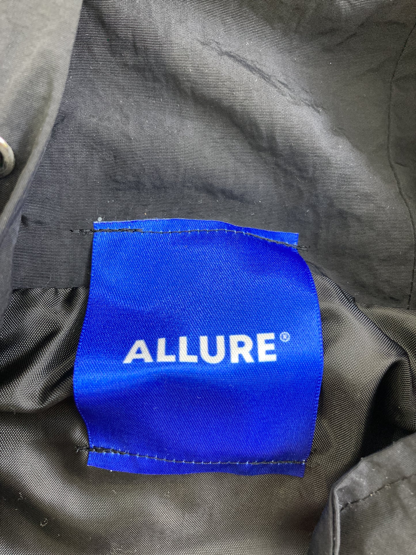 ナイロンジャケット