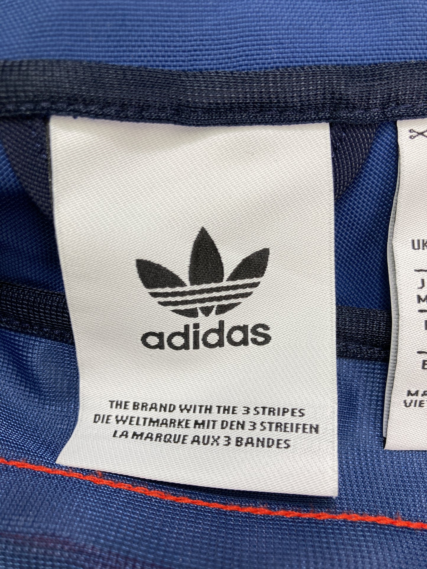 ナイロンジャケット