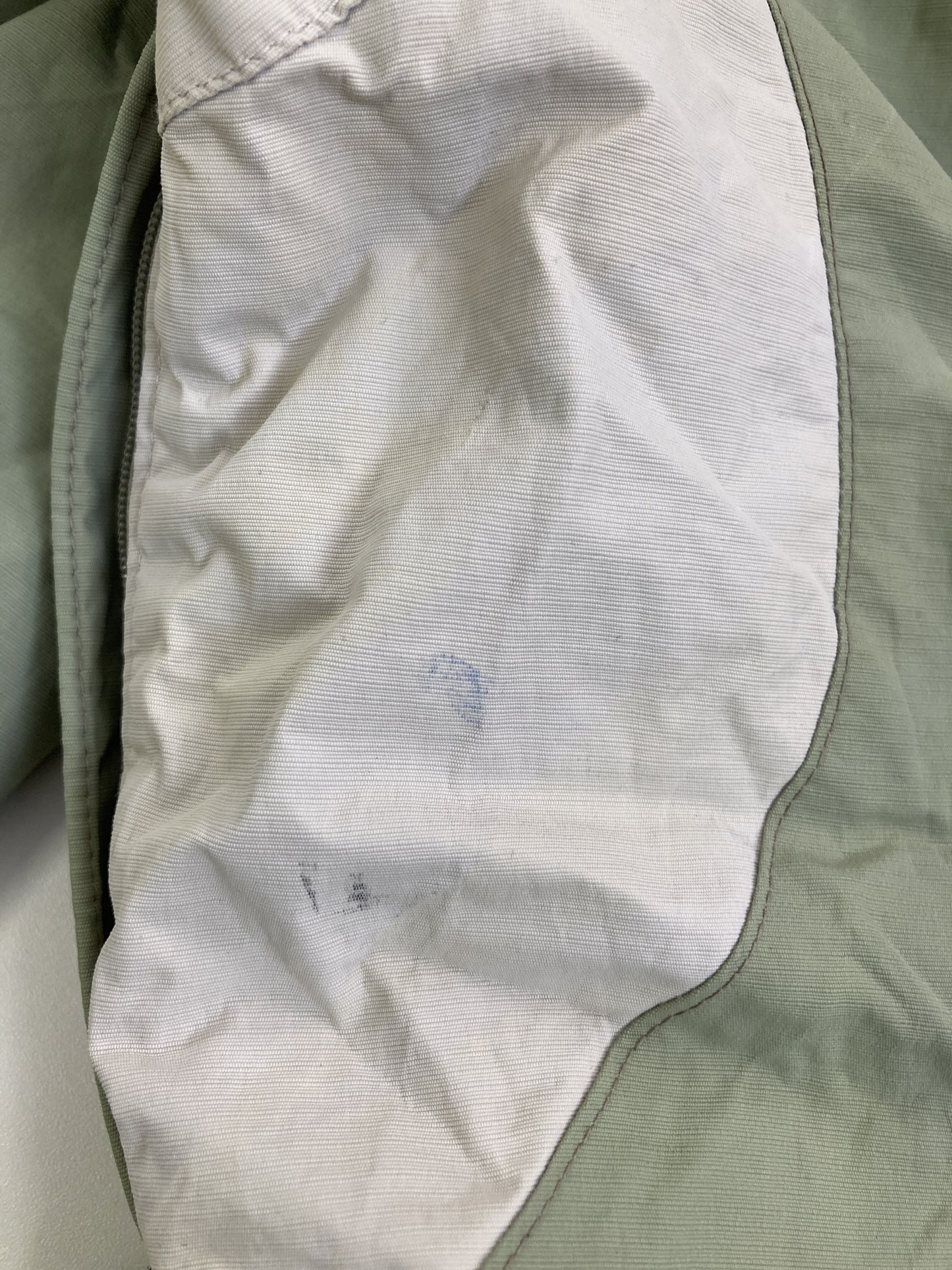 マウンテンパーカー