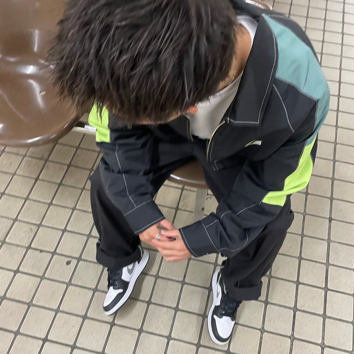 スニーカー