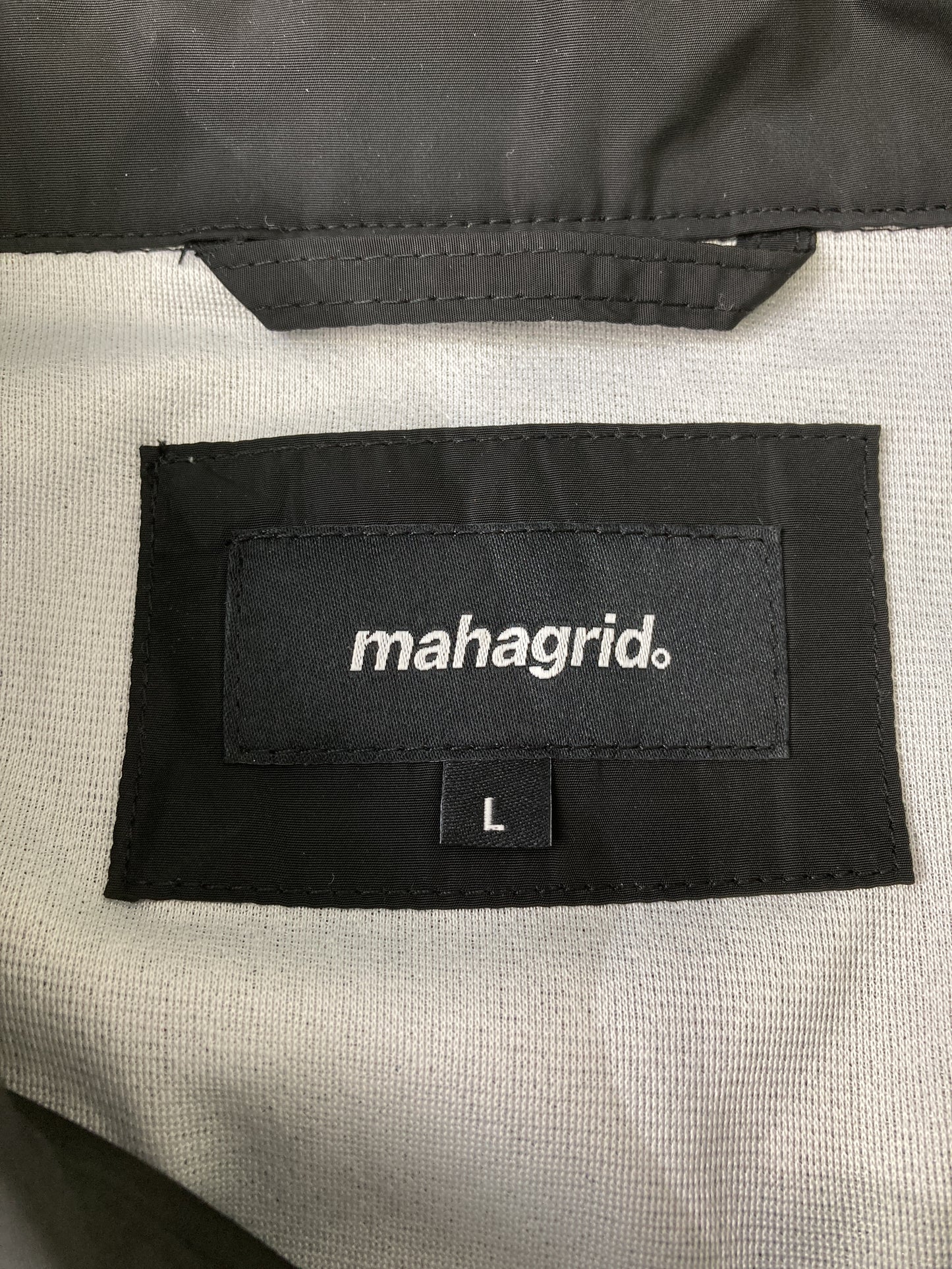 ナイロンジャケット