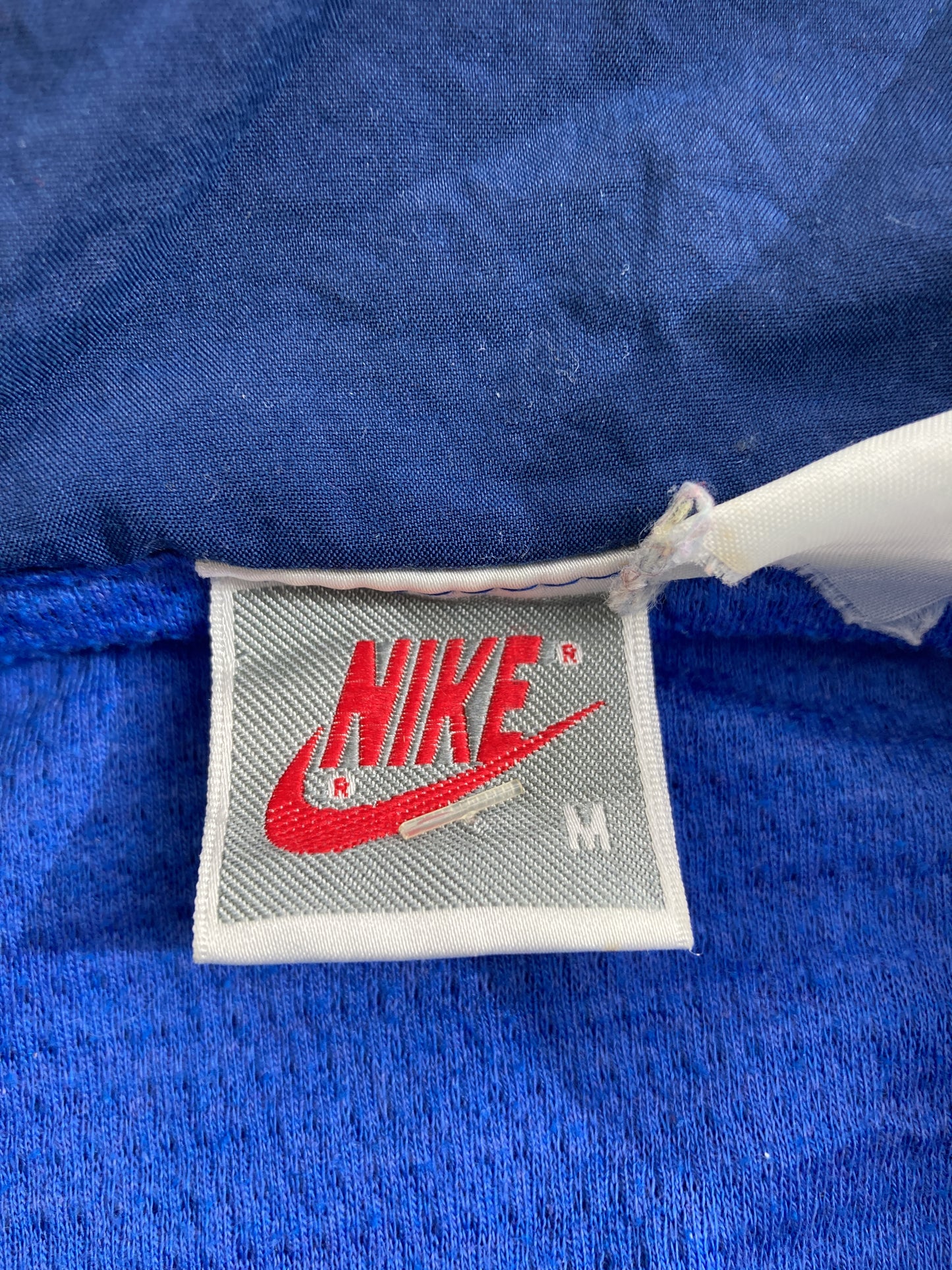 ナイロンジャケット