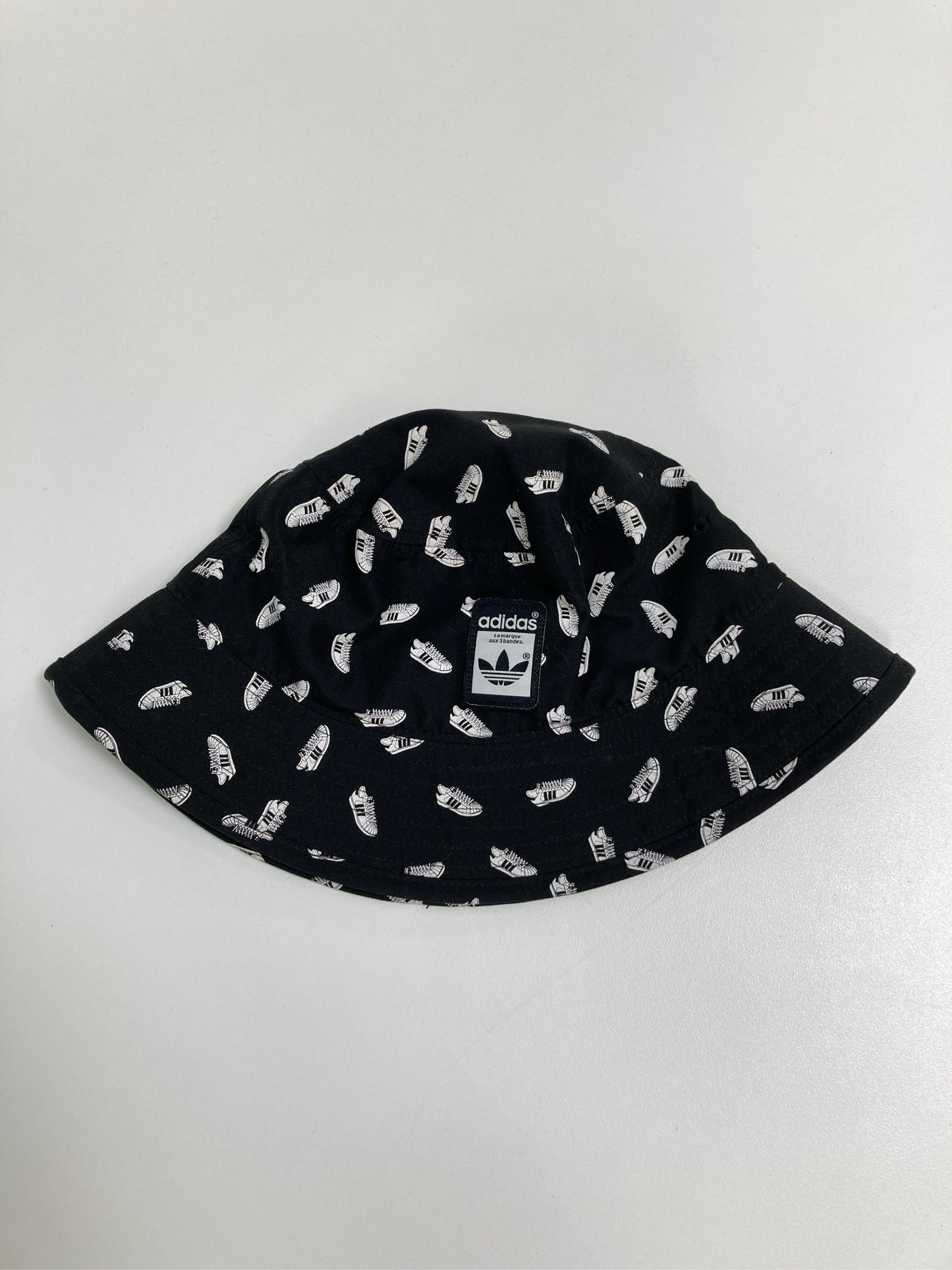 バケットハット