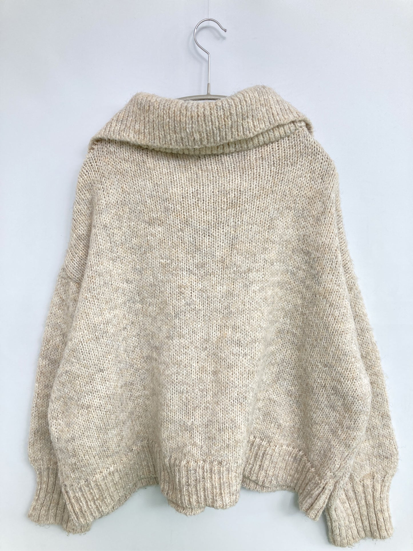 ニット/セーター