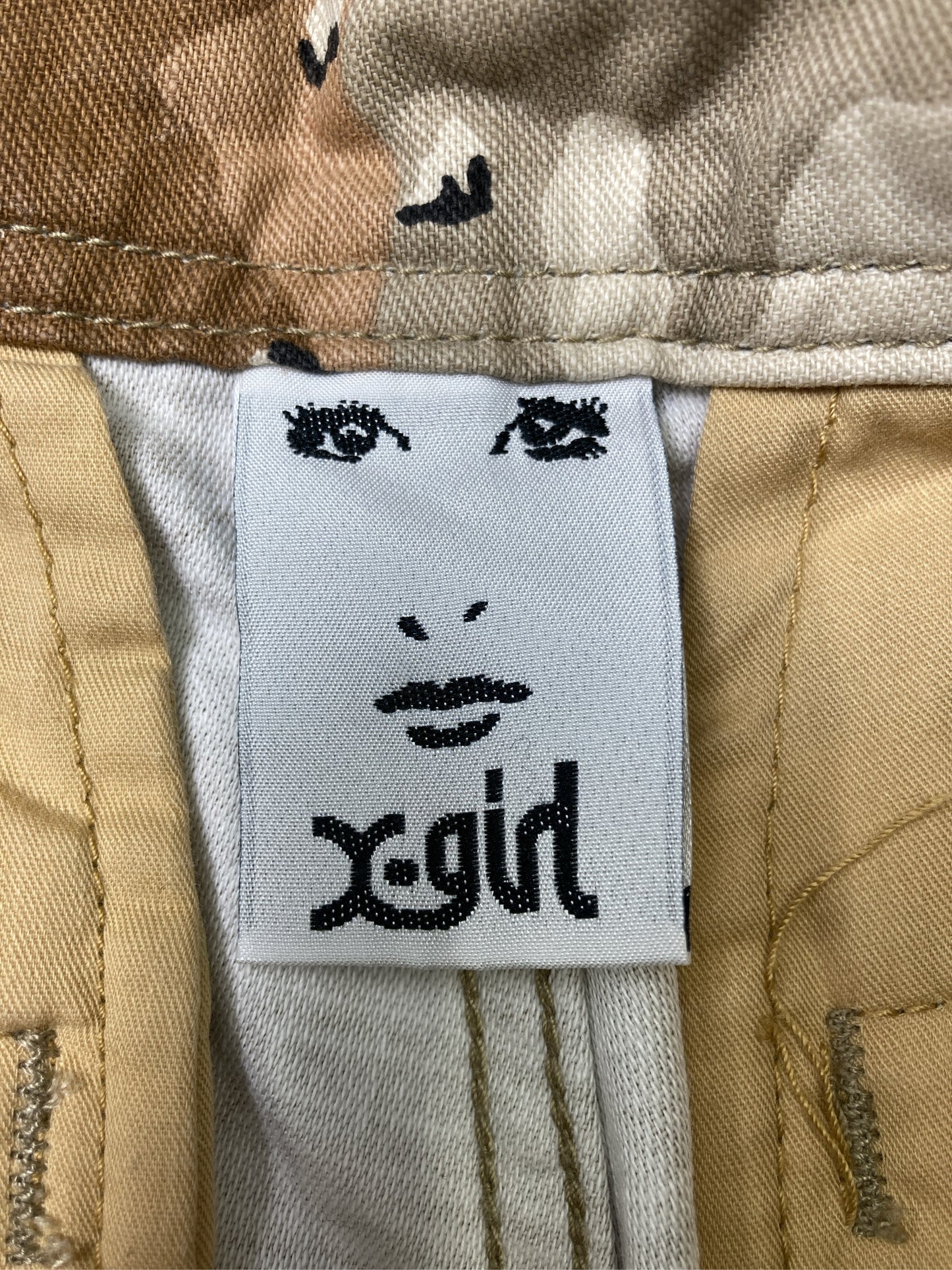 カーゴパンツ