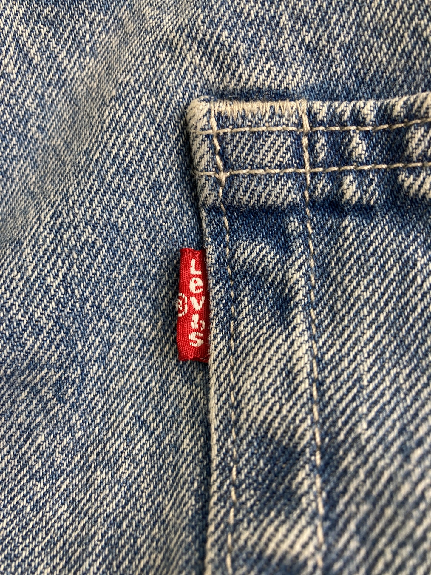 デニムパンツ