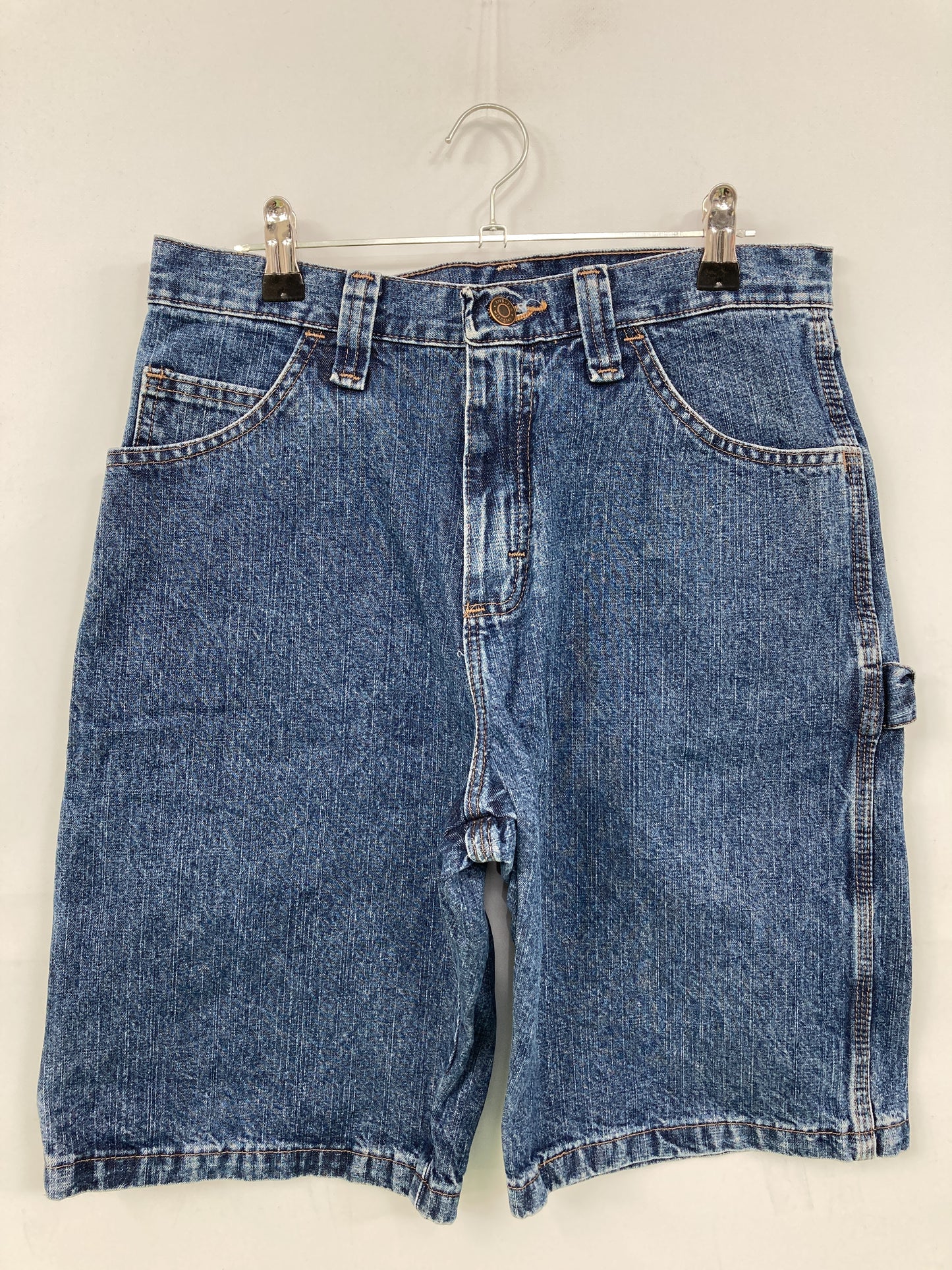 デニムパンツ