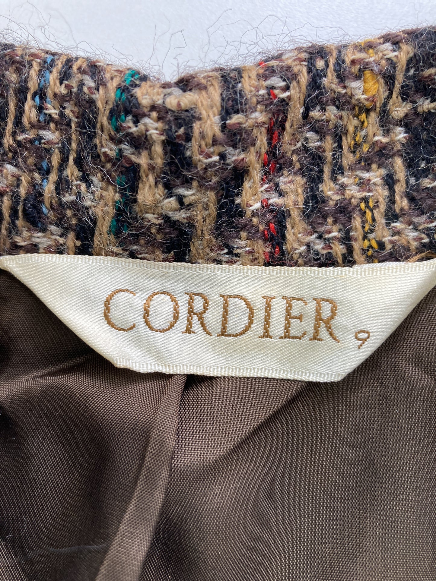 テーラードジャケット