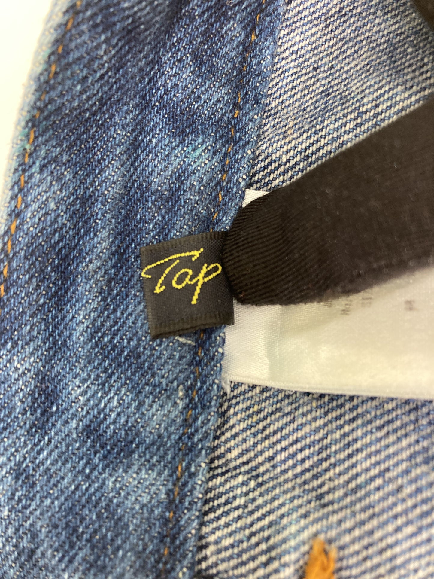 デニムパンツ