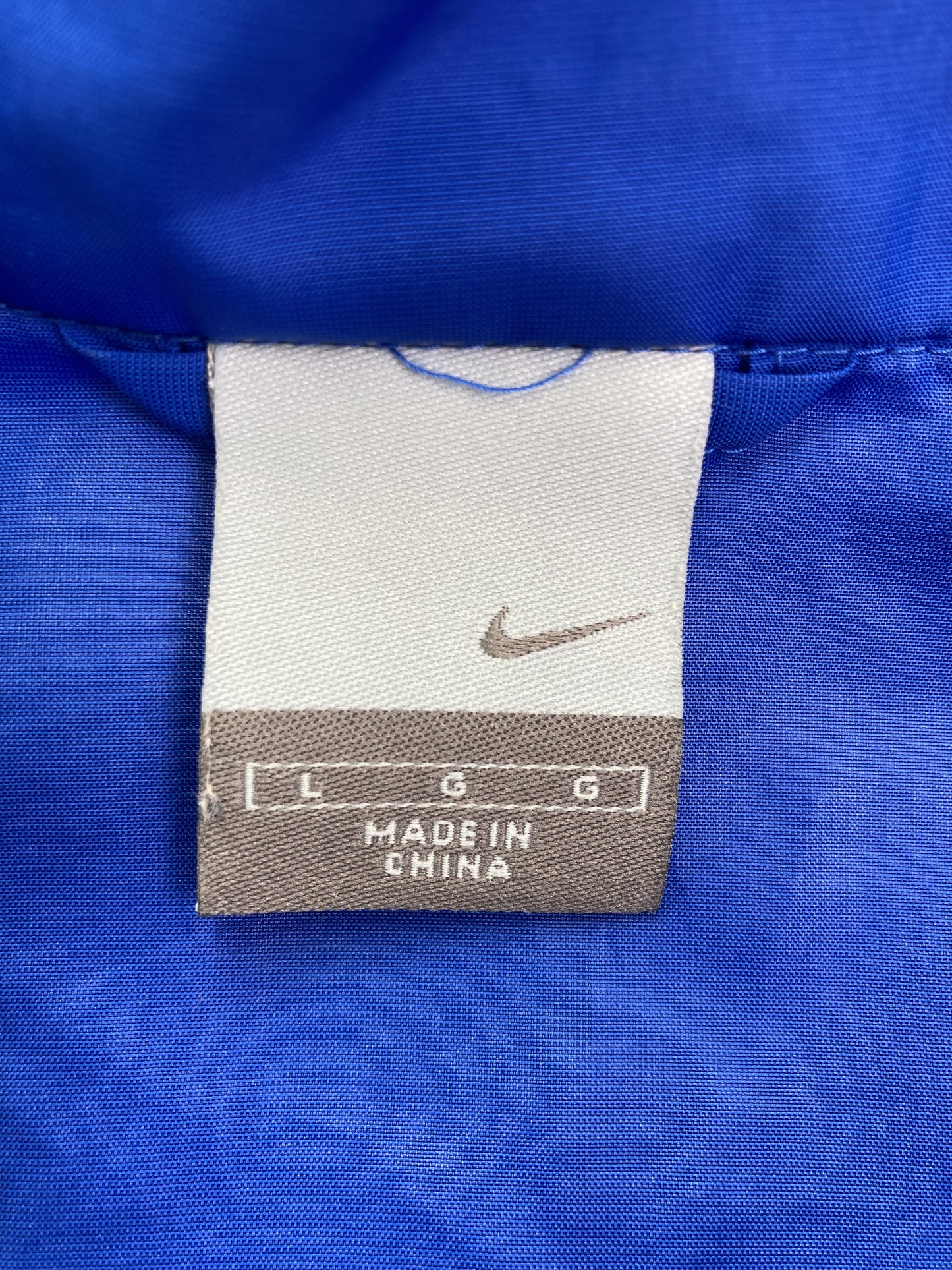 ナイロンジャケット