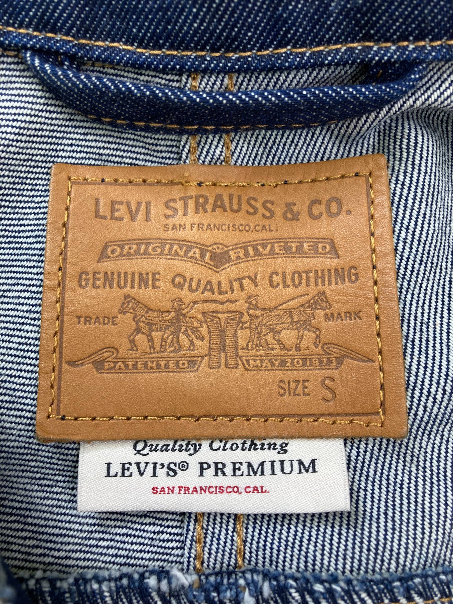 デニムジャケット