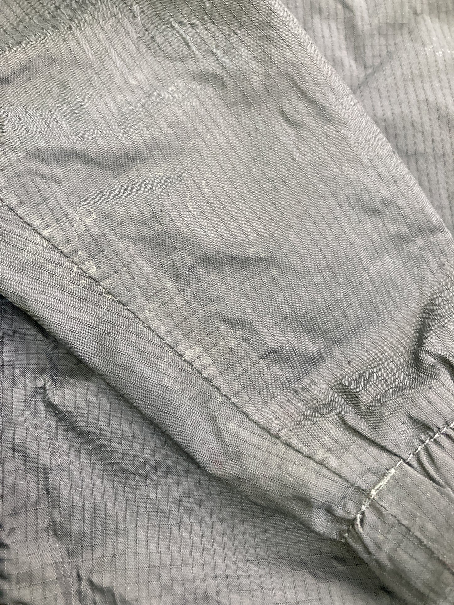 ナイロンジャケット