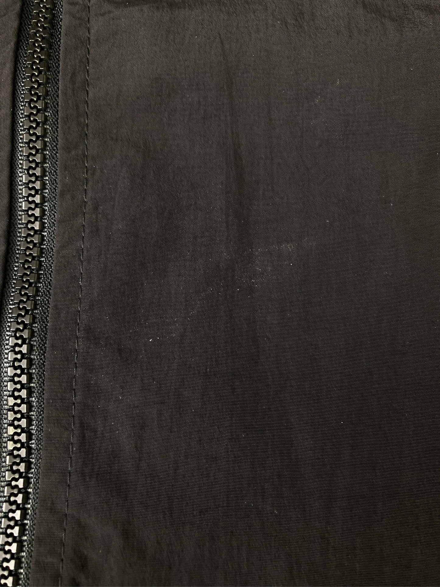 ナイロンジャケット