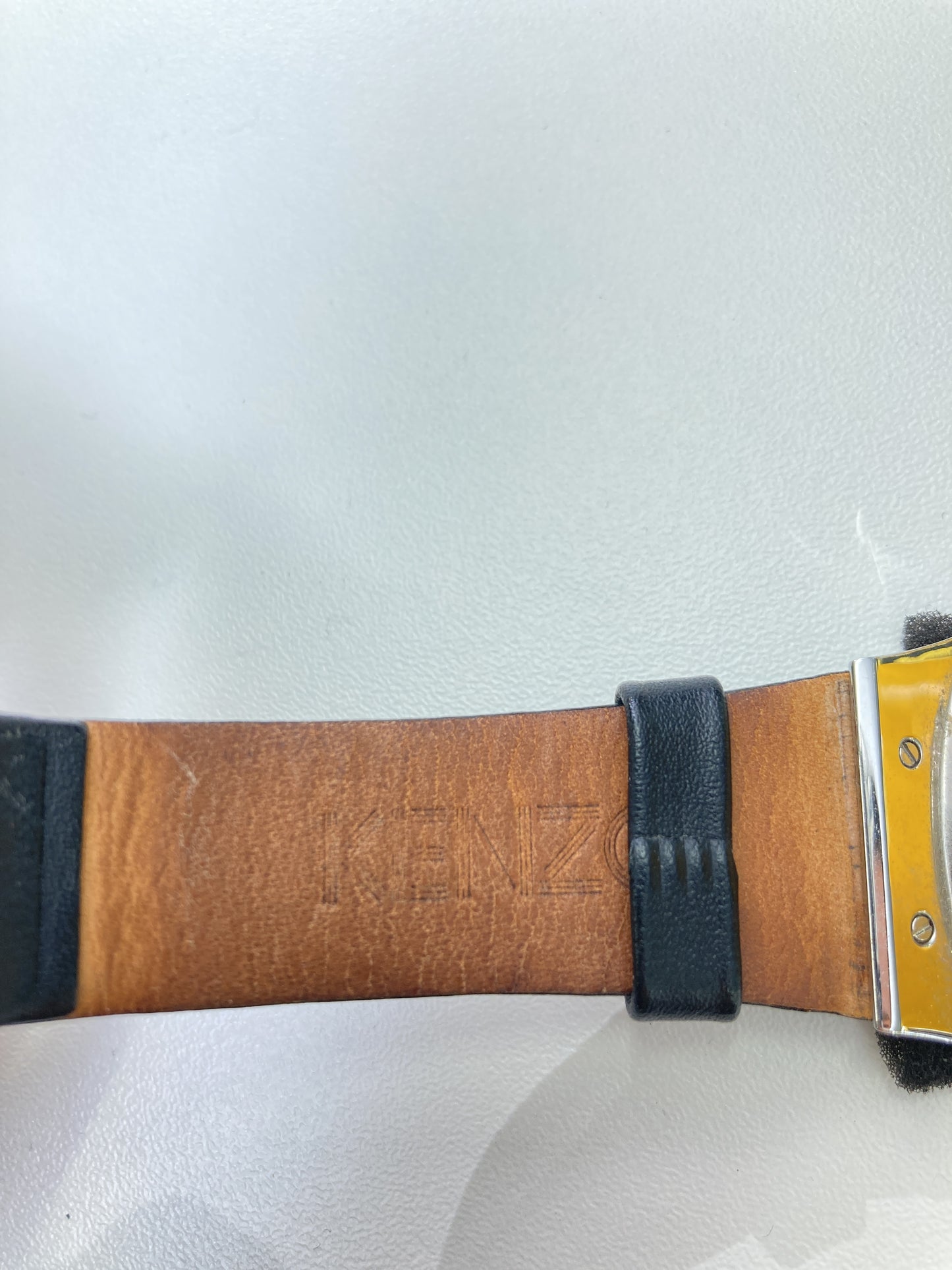 アナログ腕時計