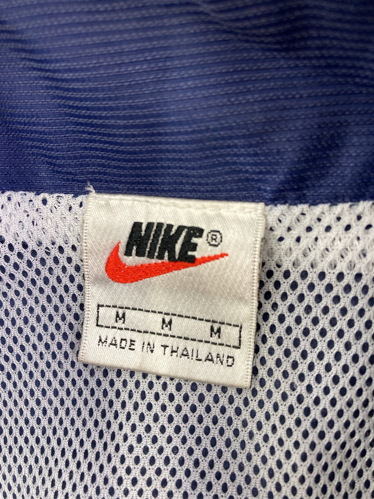 ナイロンジャケット