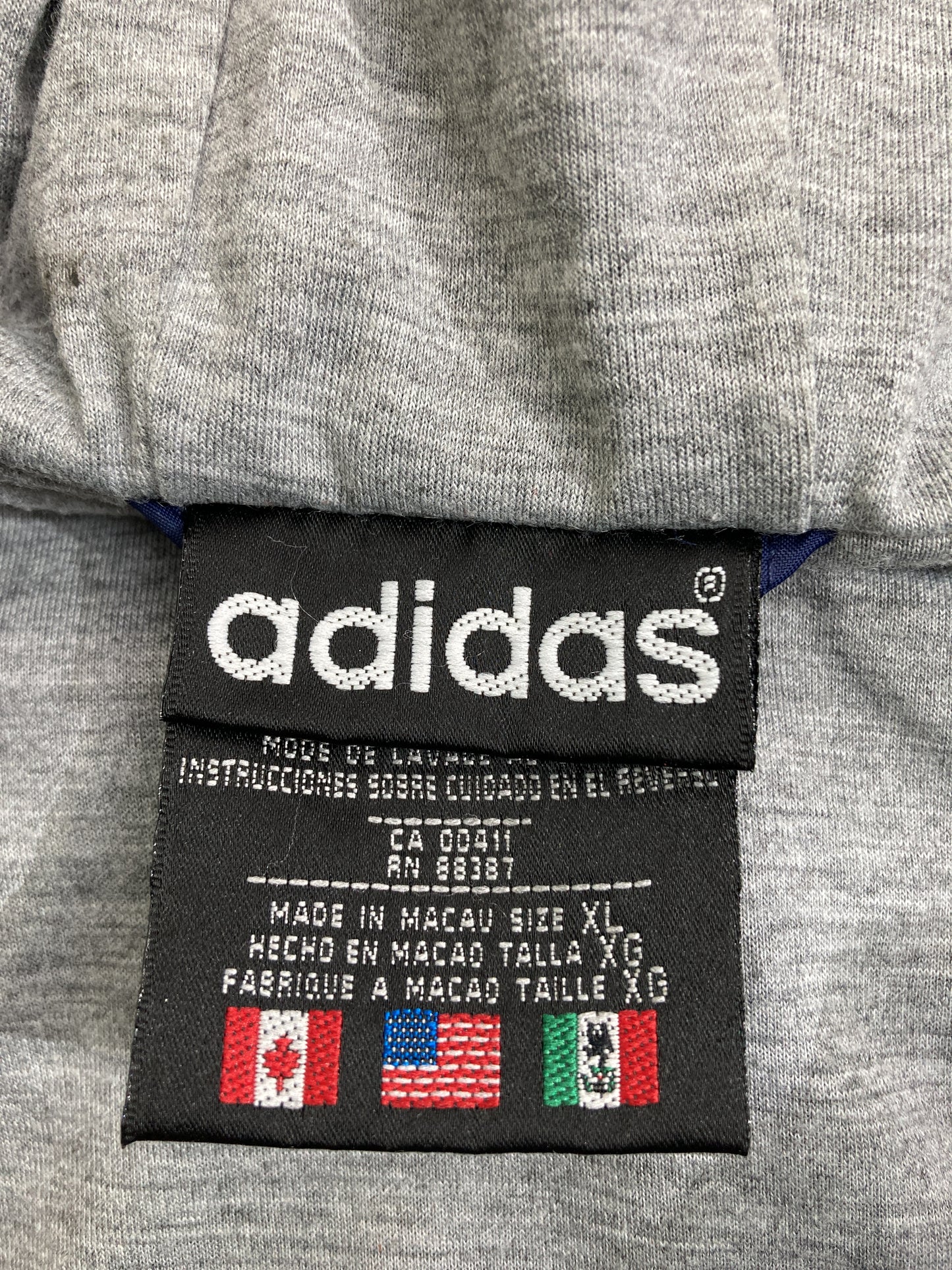 ナイロンジャケット