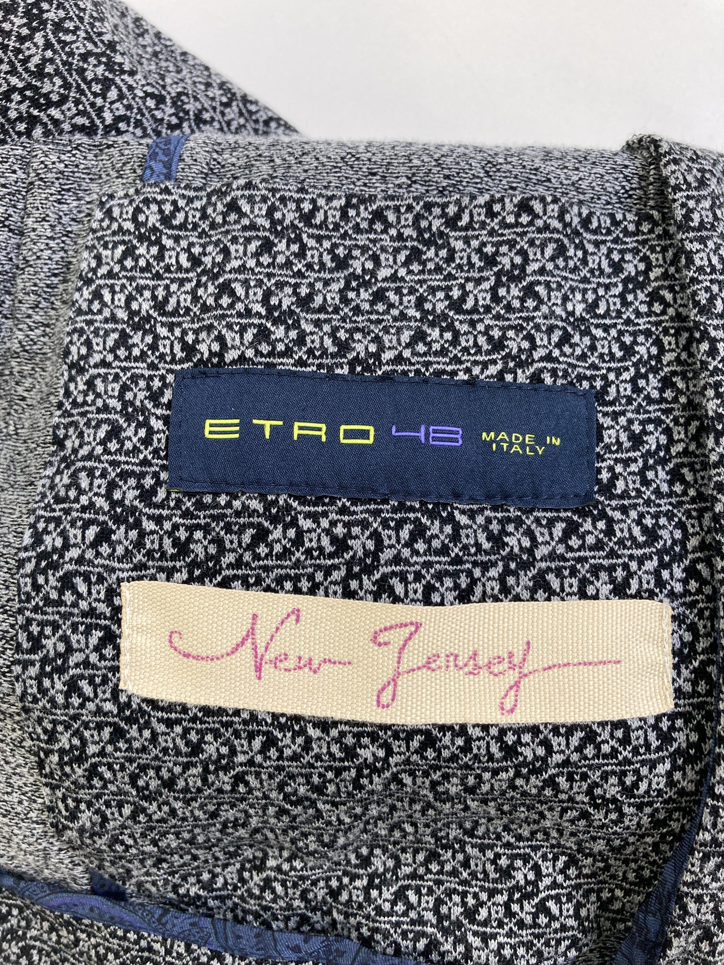 テーラードジャケット