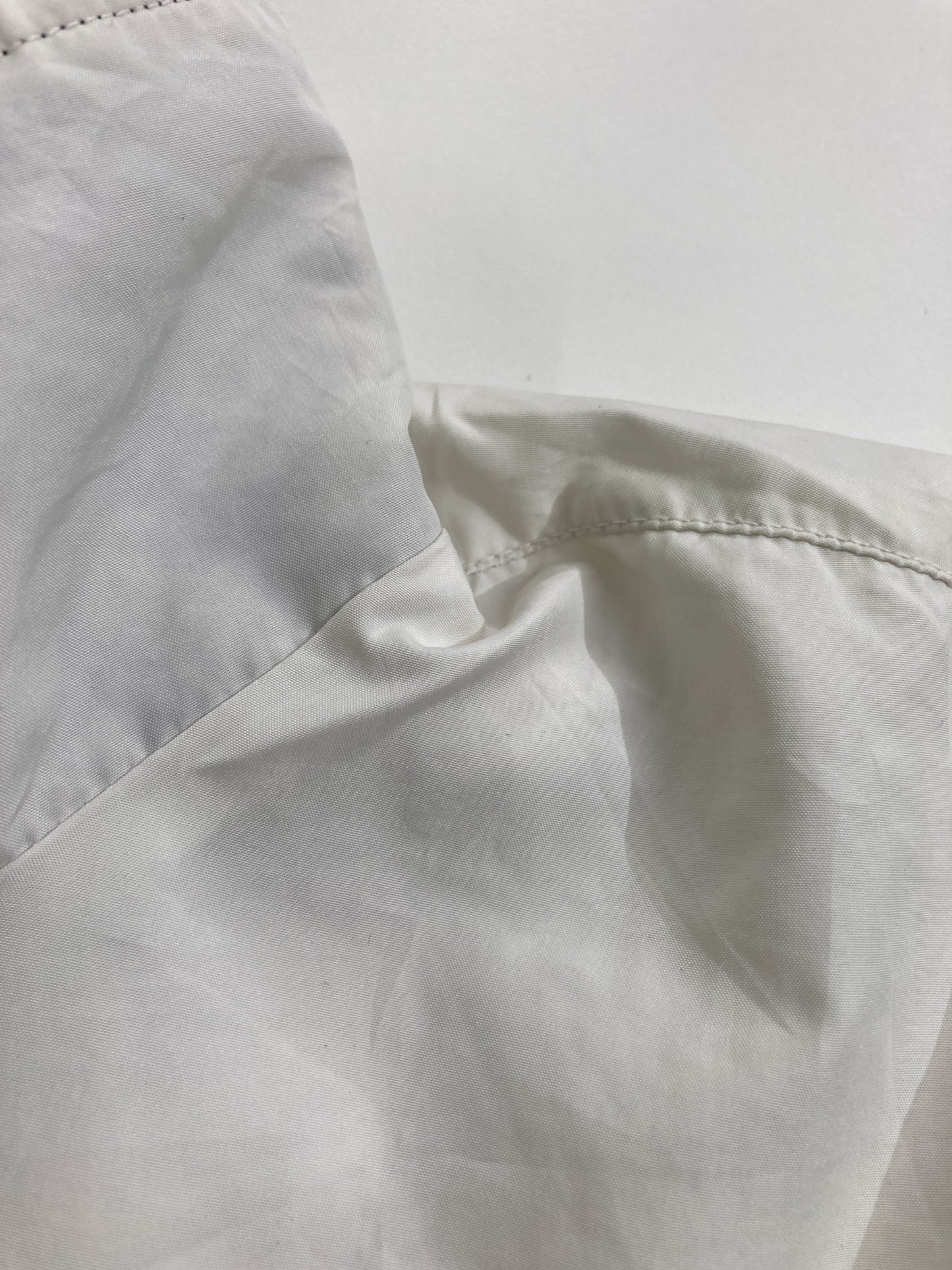 ナイロンジャケット