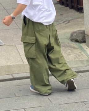カーゴパンツ